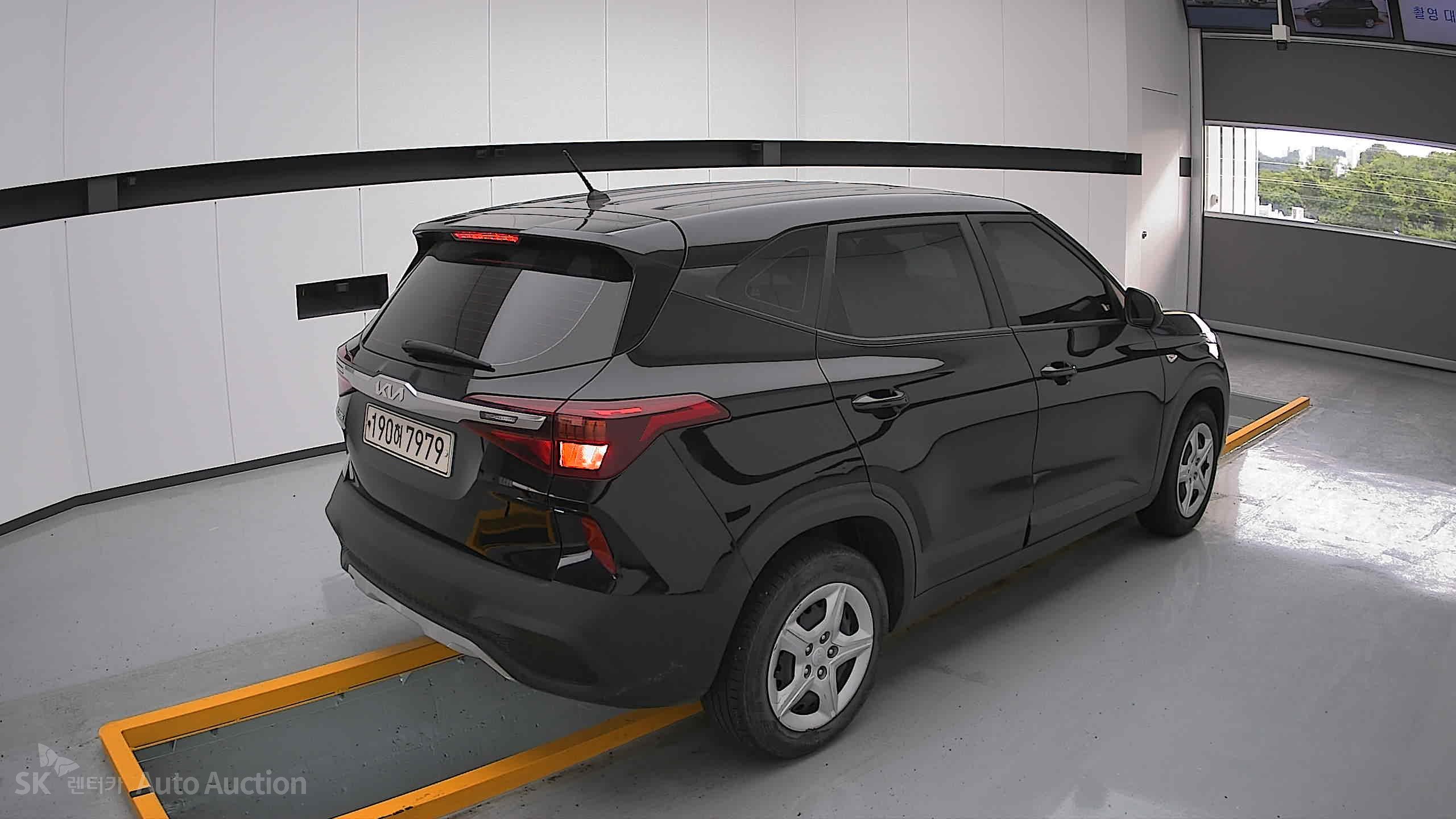 2023 - kia seltos