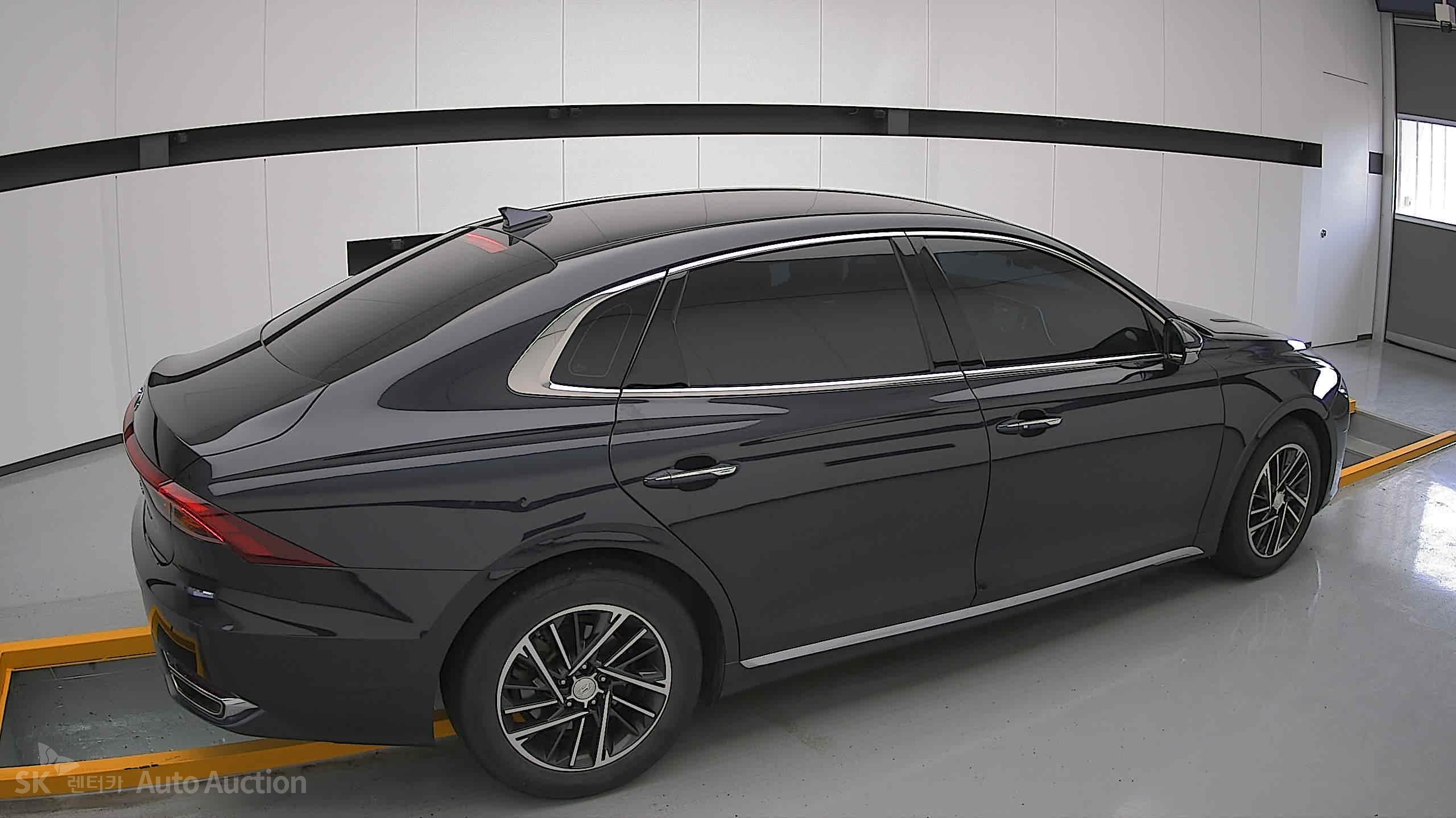 2020 - hyundai grandeur
