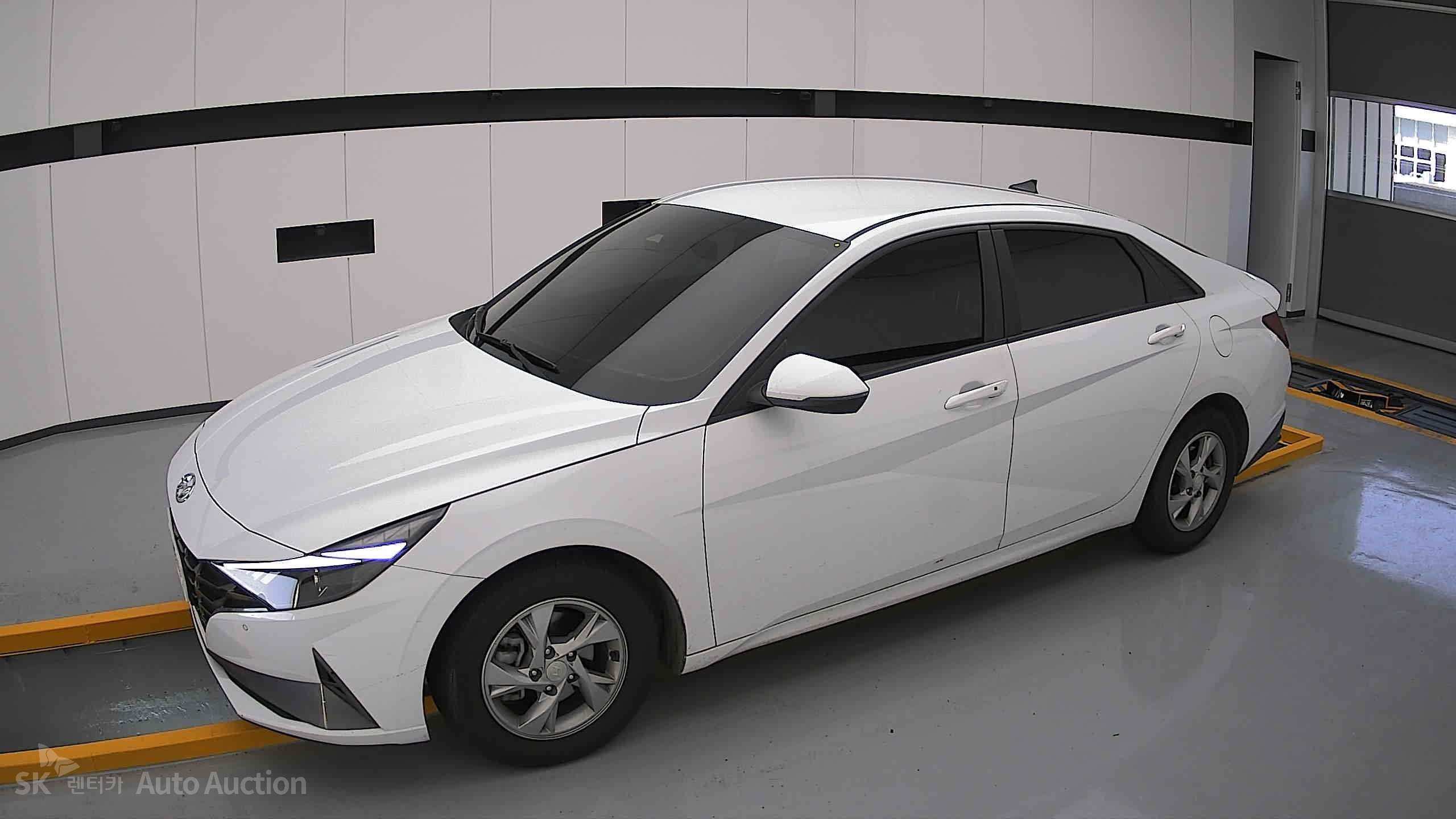 2021 - hyundai avante