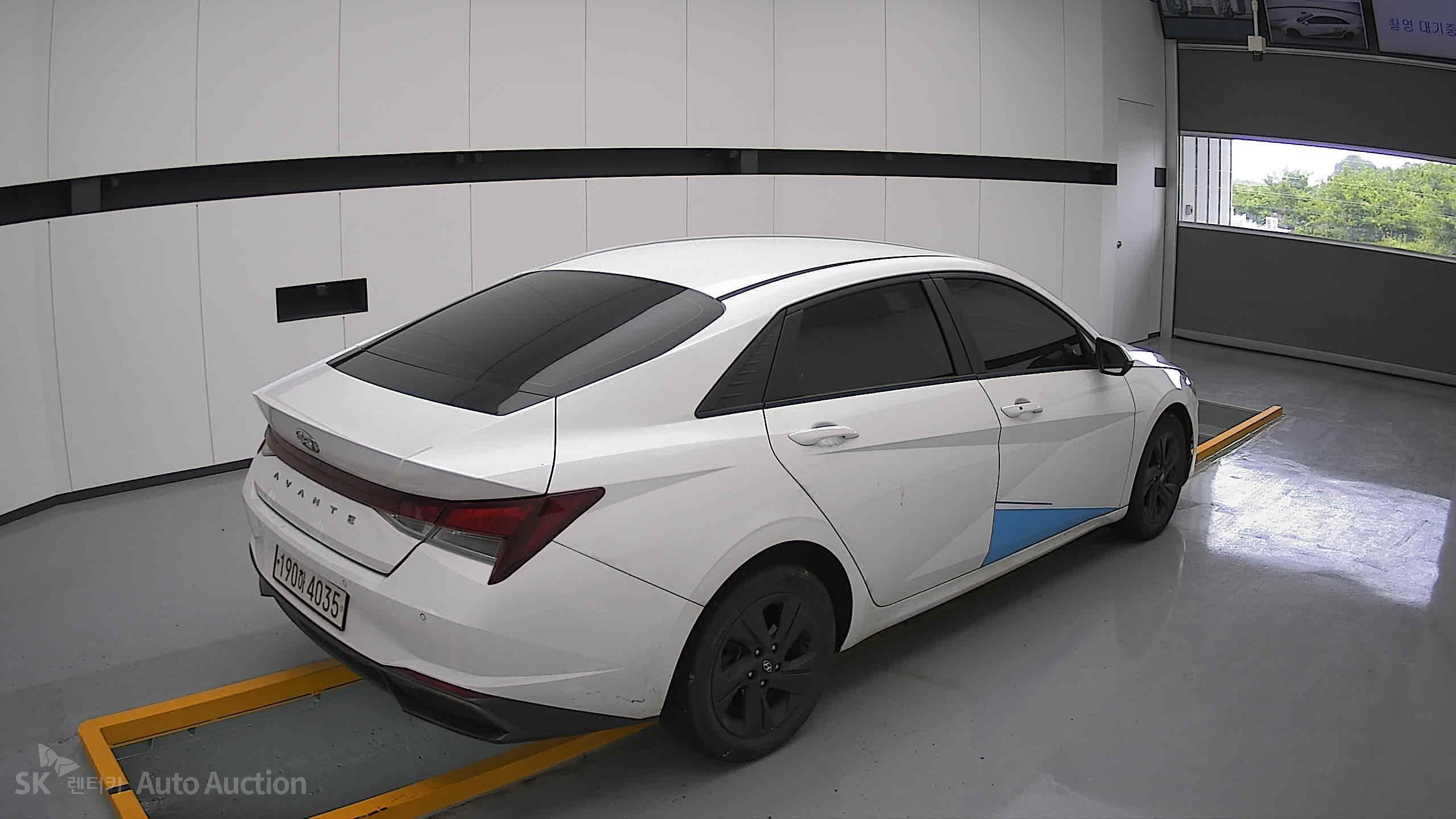 2023 - hyundai avante