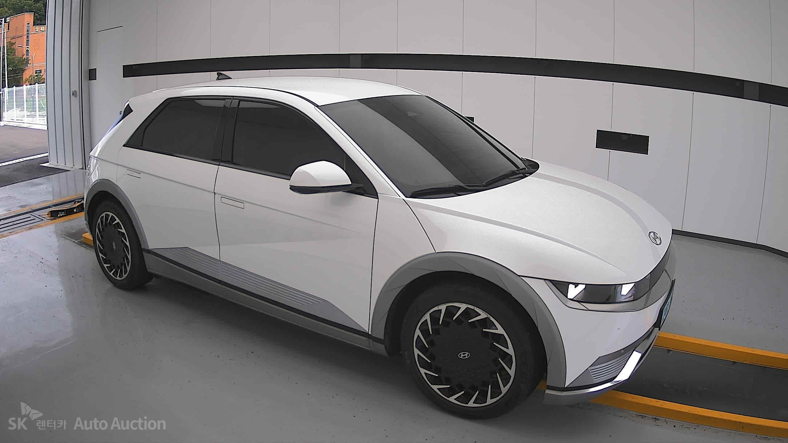 2022 - hyundai ioniq