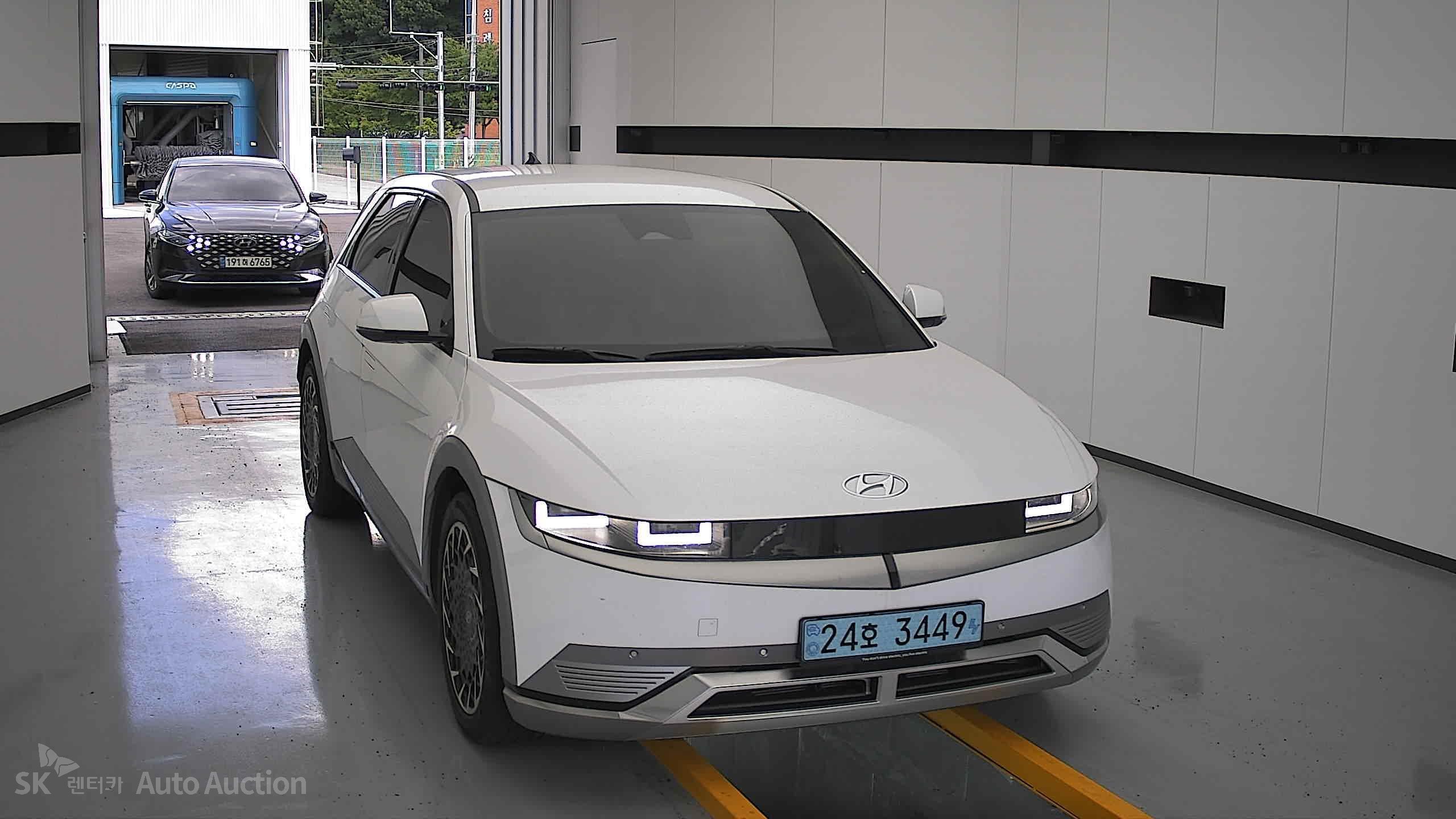 2022 - hyundai ioniq