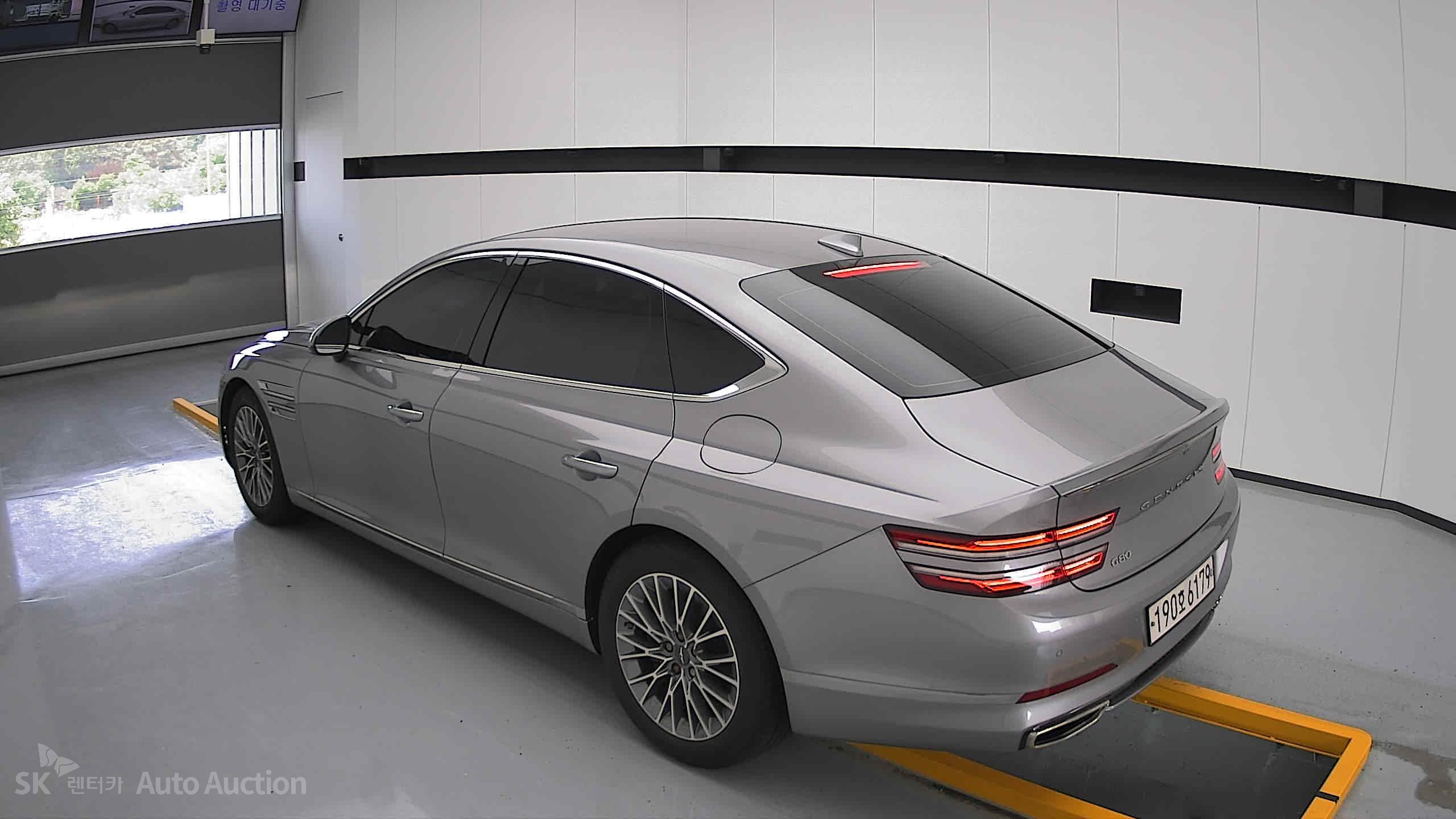 2022 - genesis g80