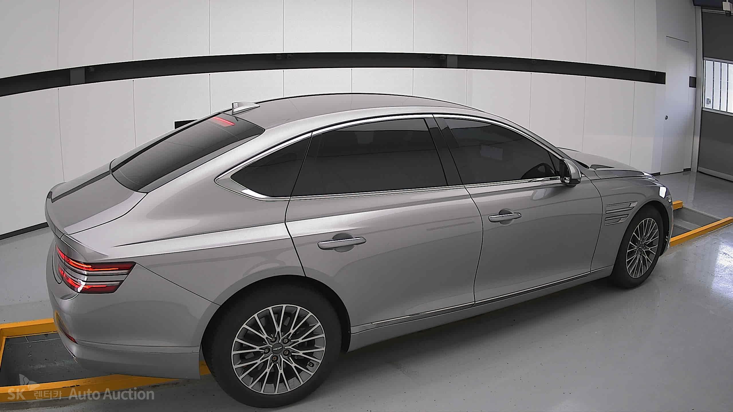 2022 - genesis g80