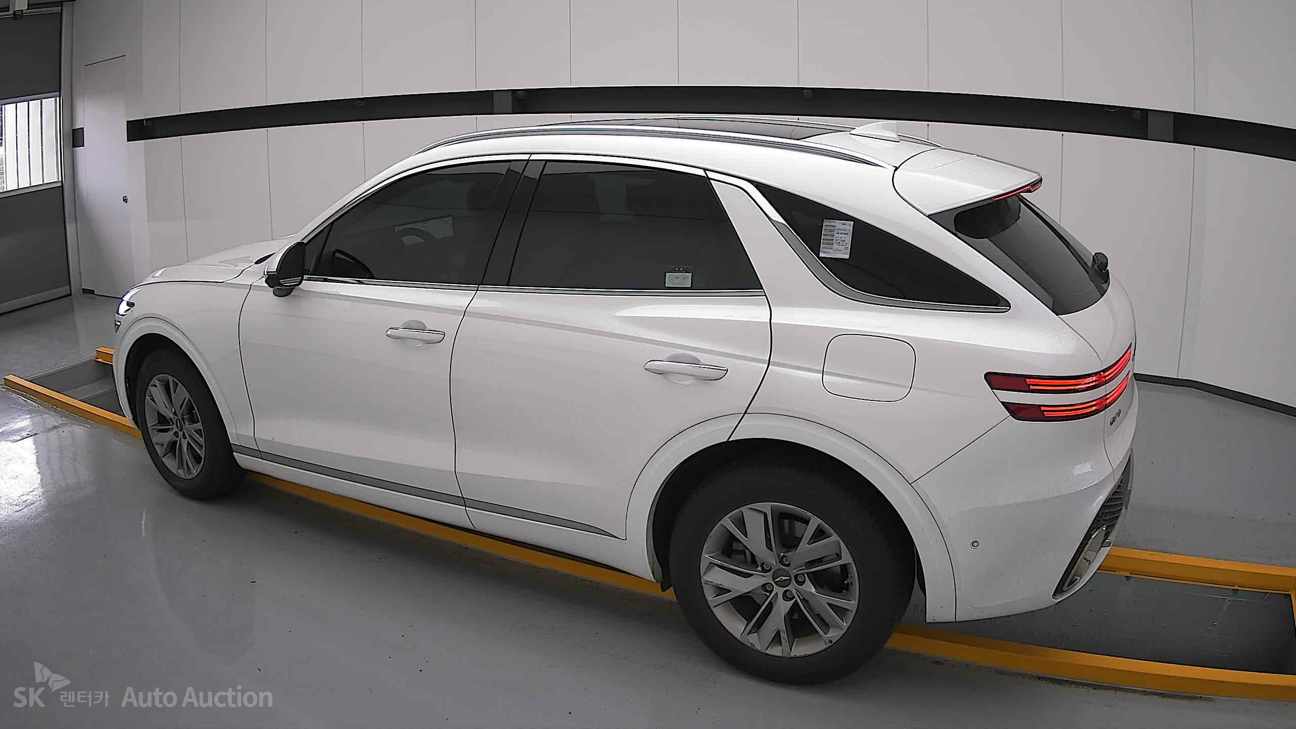 2022 - genesis gv70