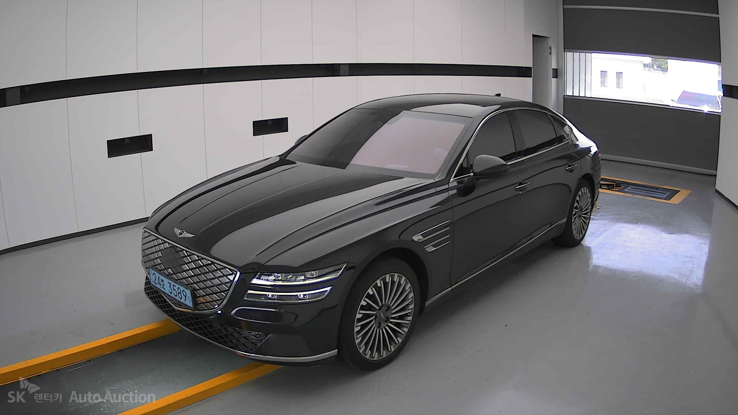 2022 - genesis eg80