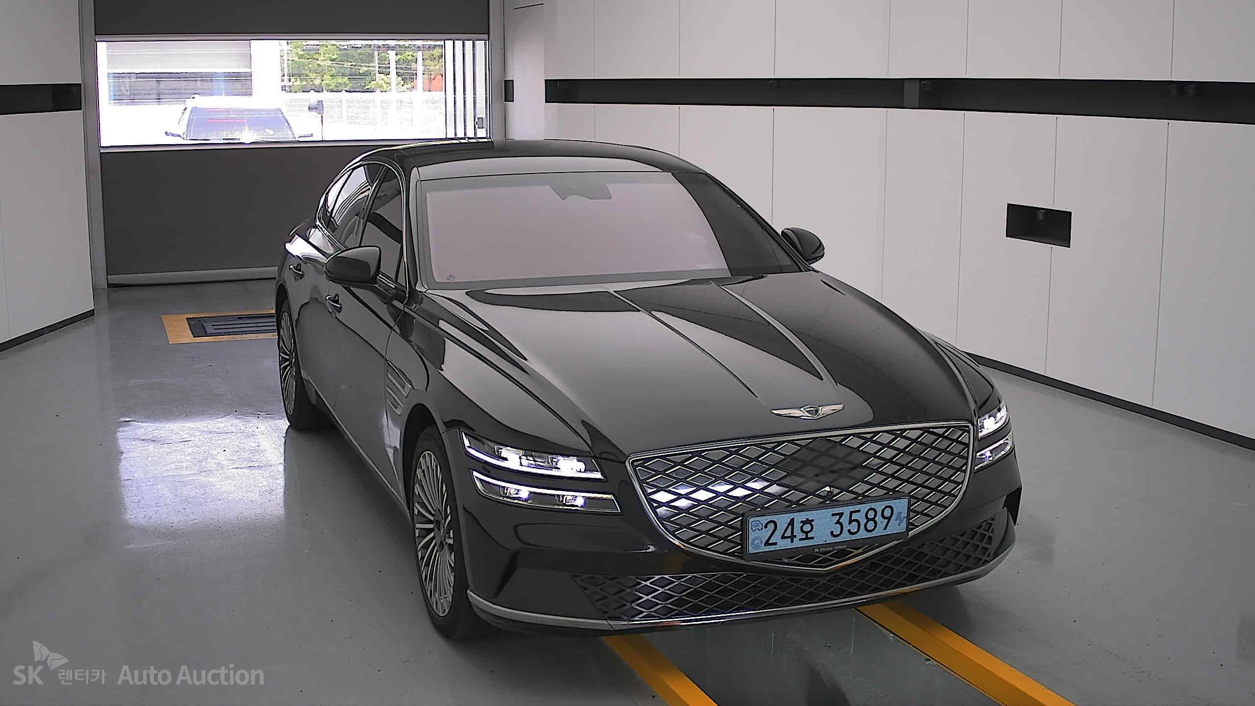2022 - genesis eg80