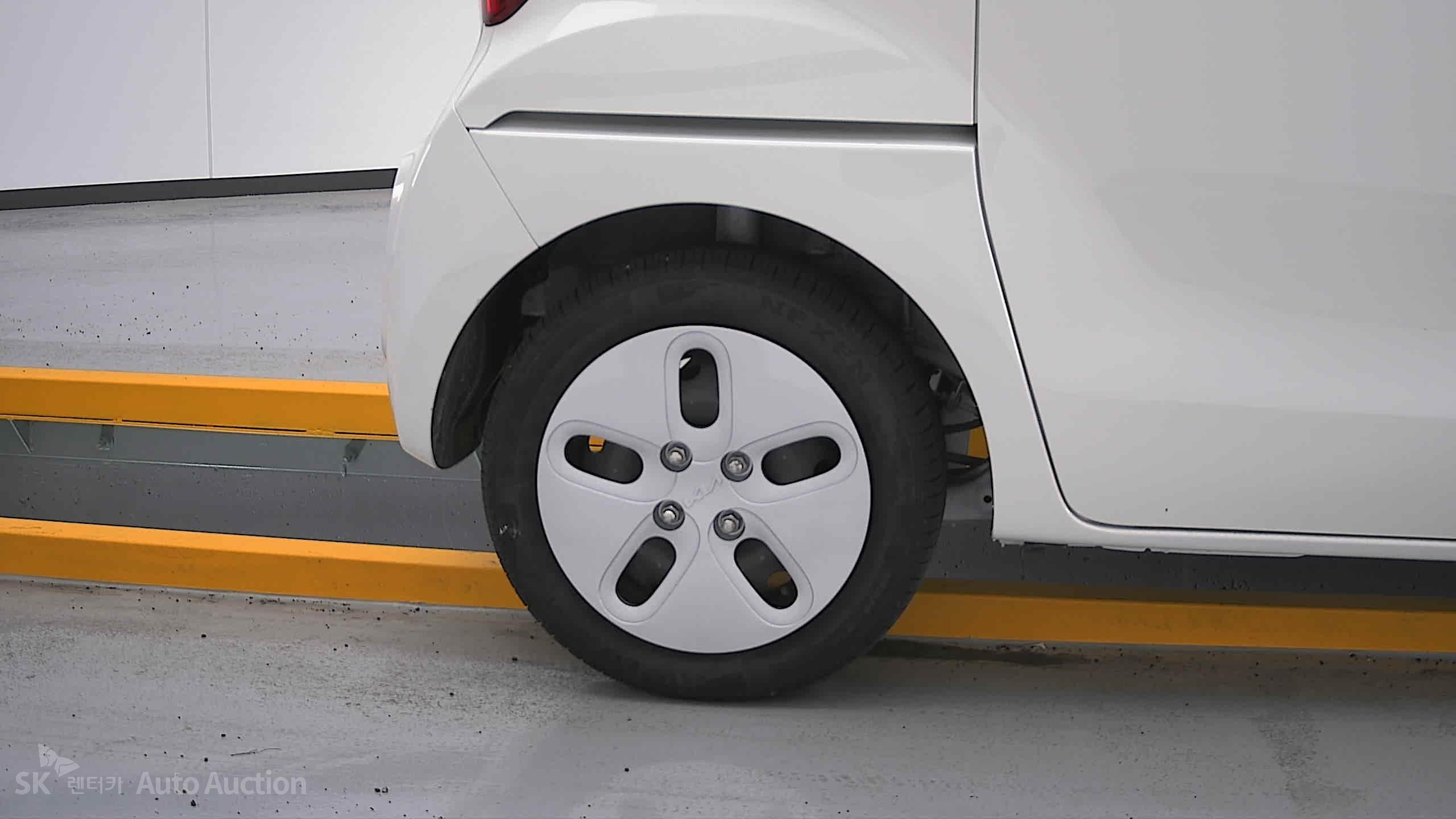 2022 - kia ray