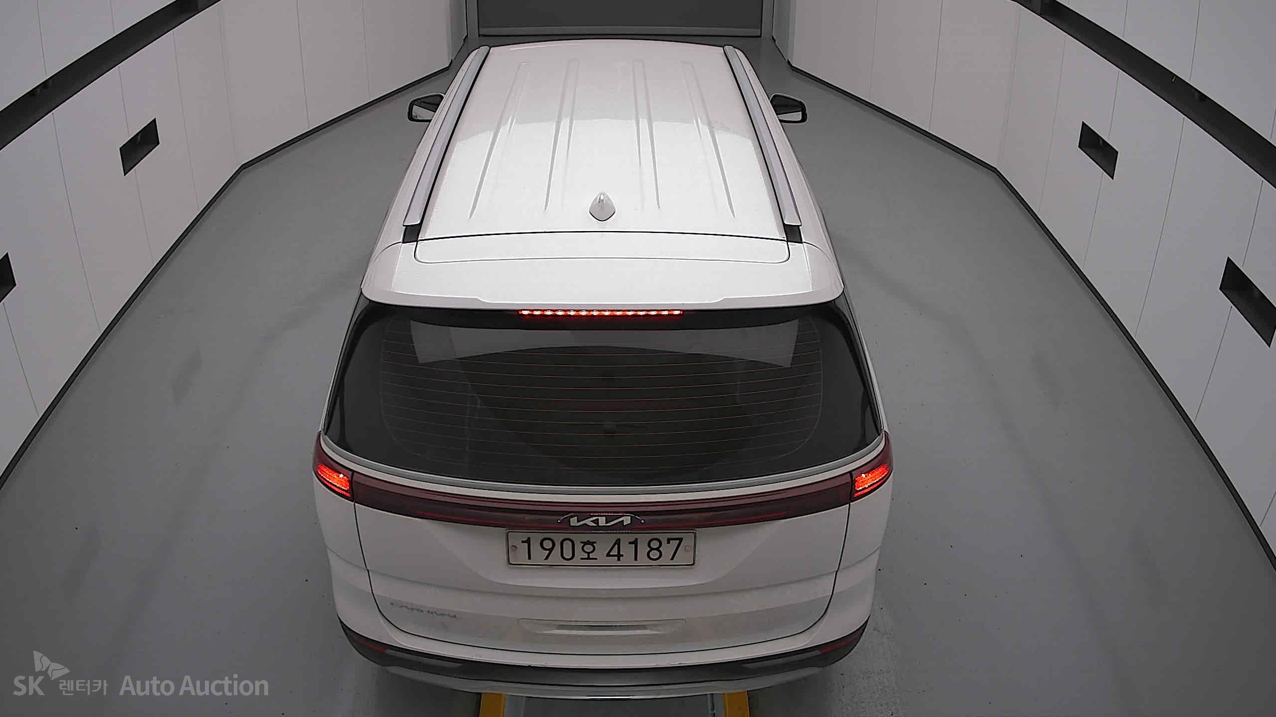 2022 - kia carnival