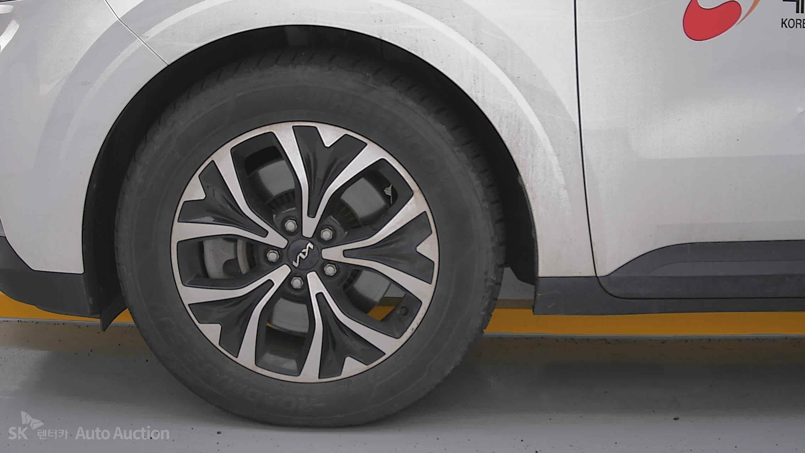 2022 - kia carnival