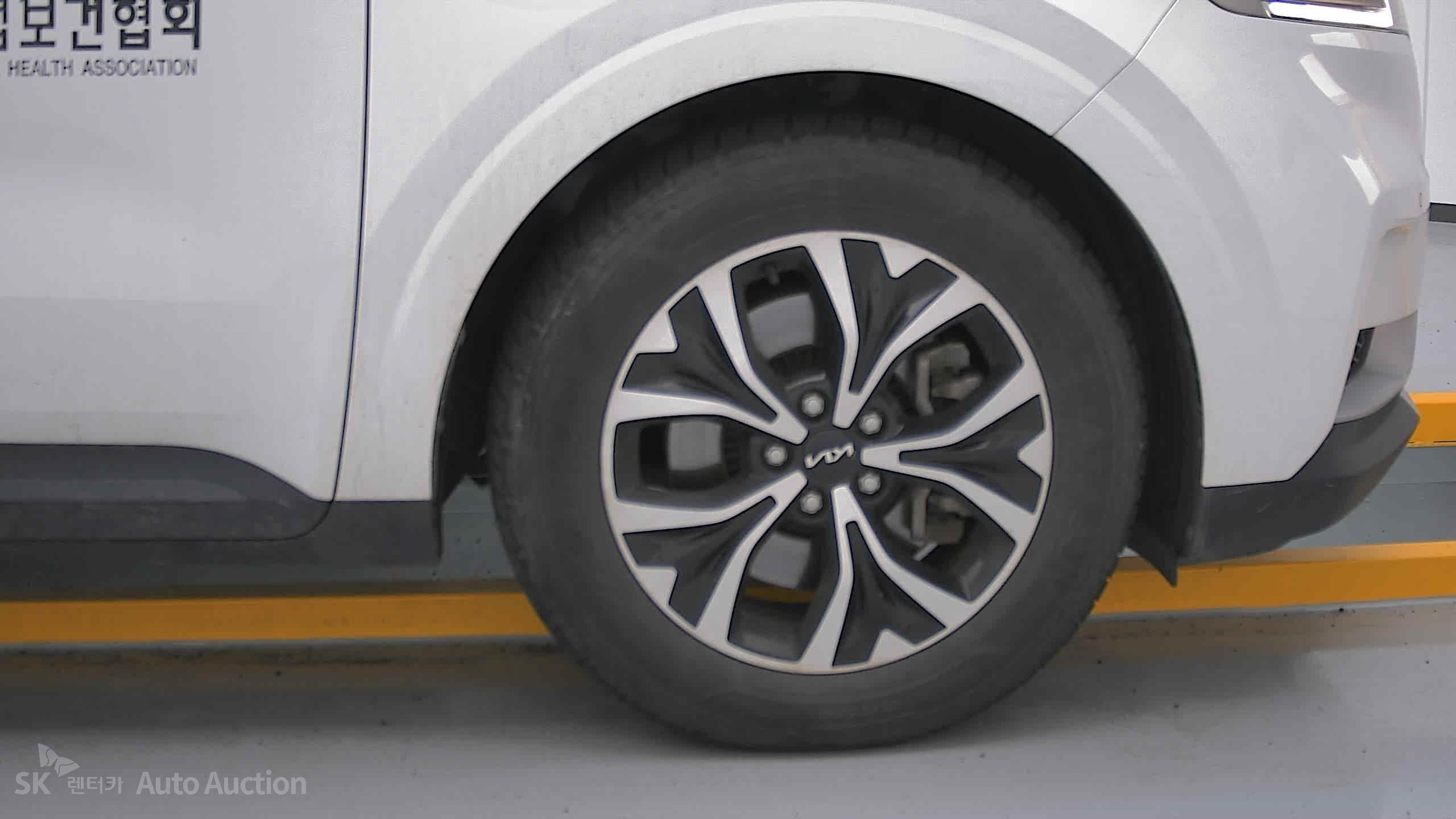 2022 - kia carnival