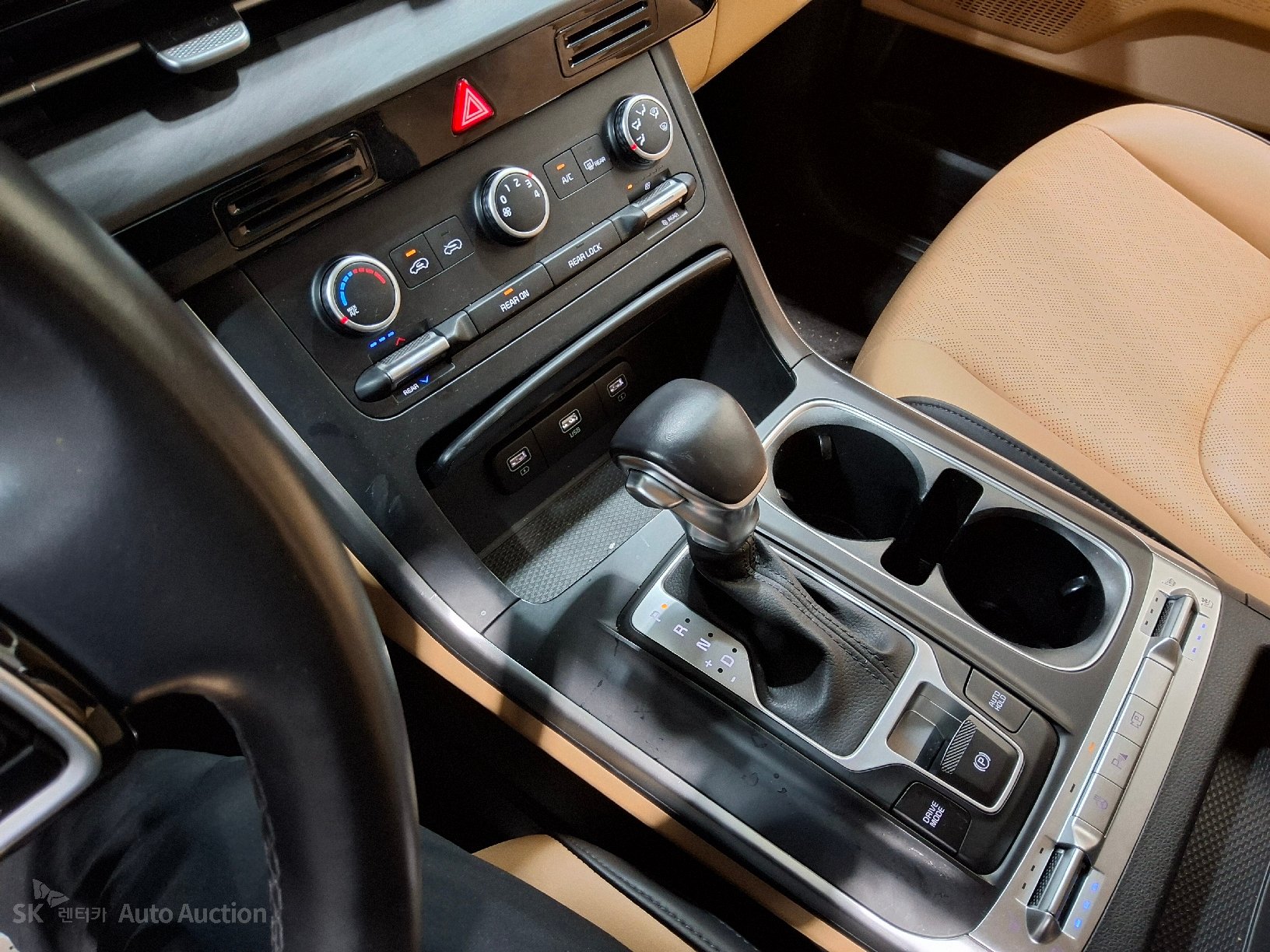 2022 - kia carnival