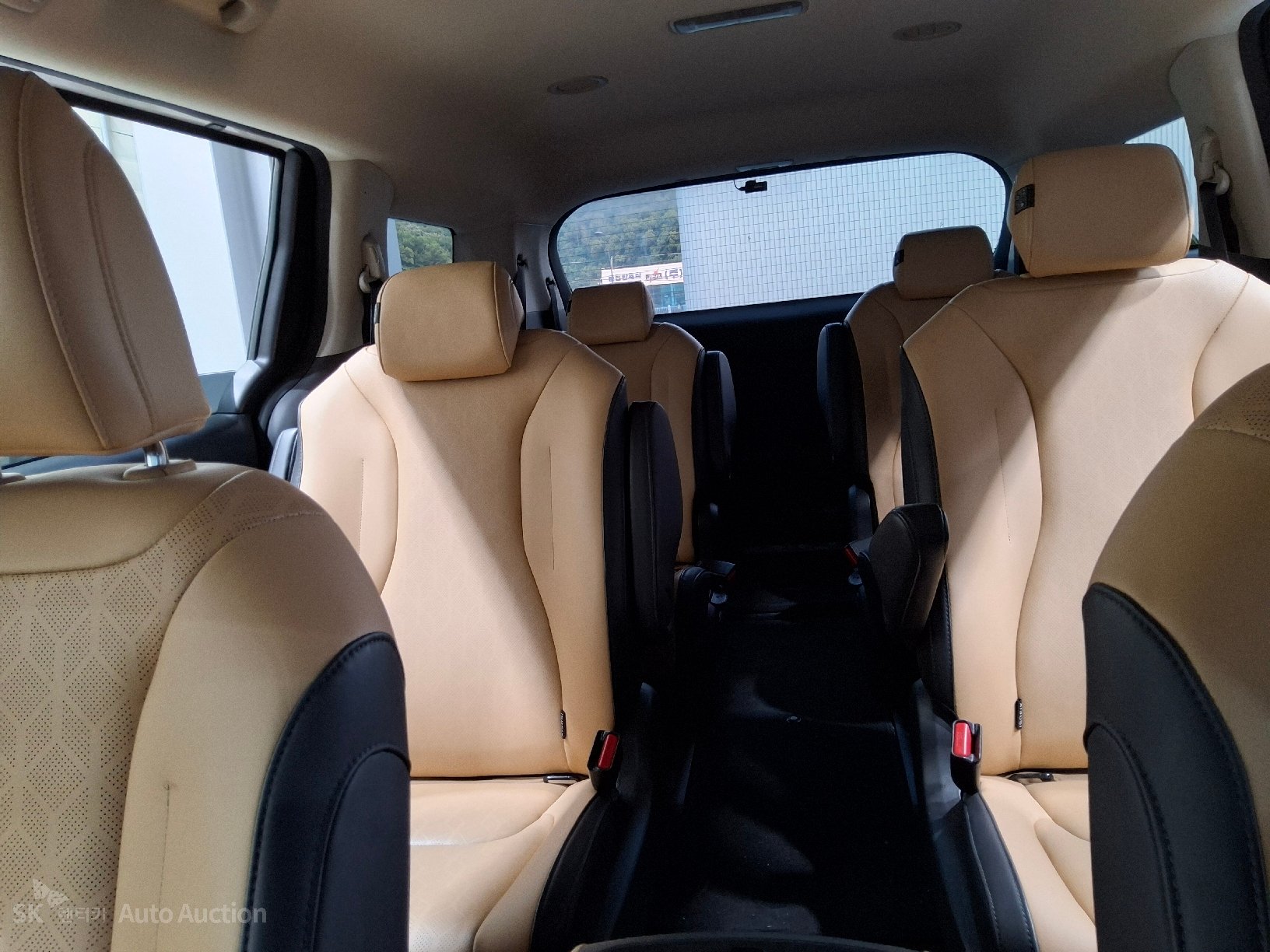 2022 - kia carnival