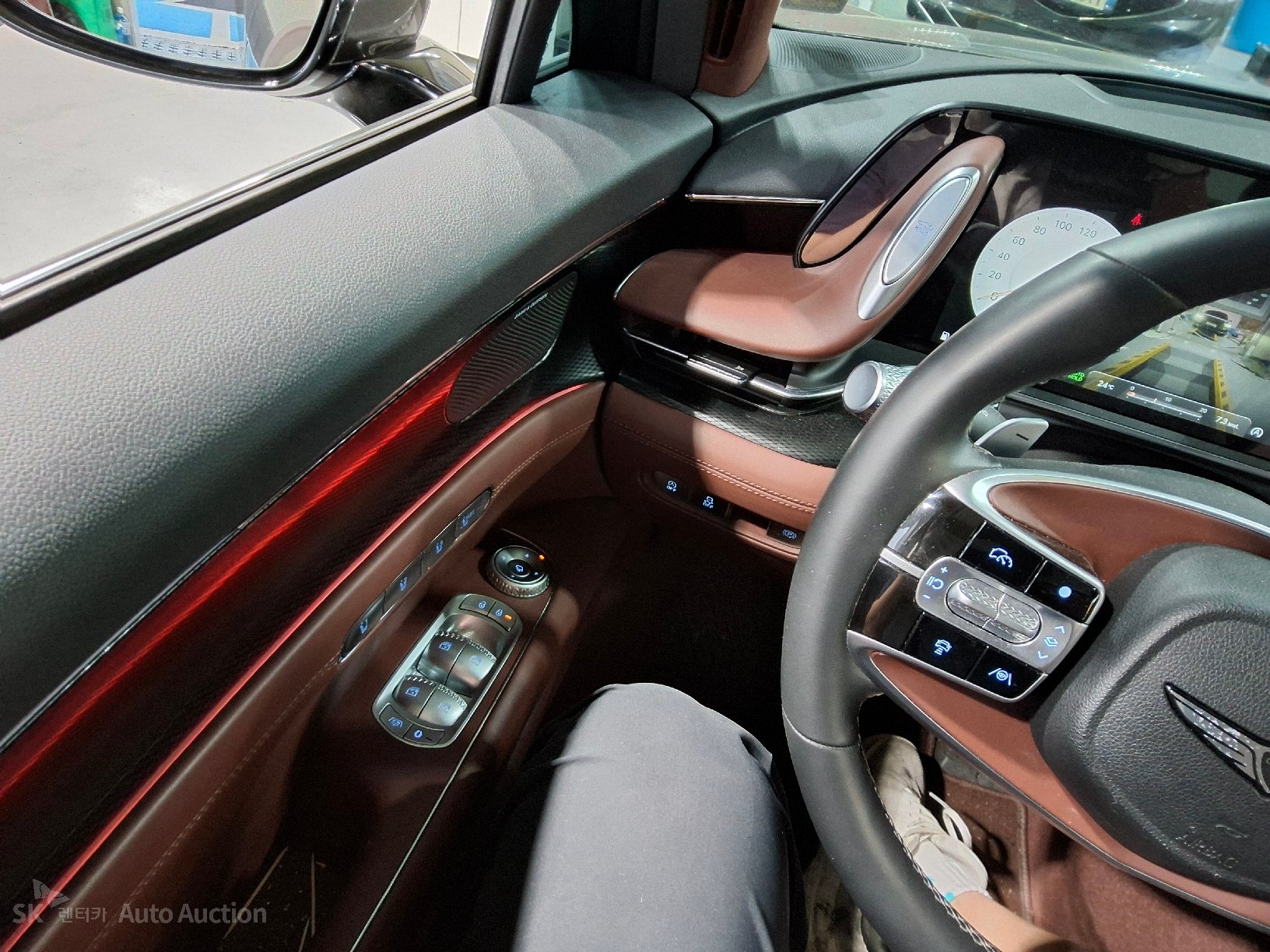 2022 - genesis g90