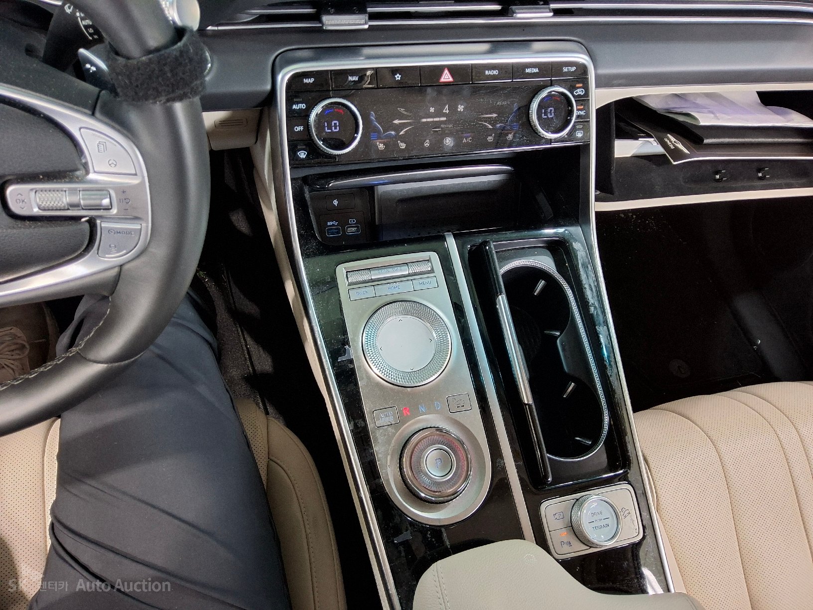 2020 - genesis gv80