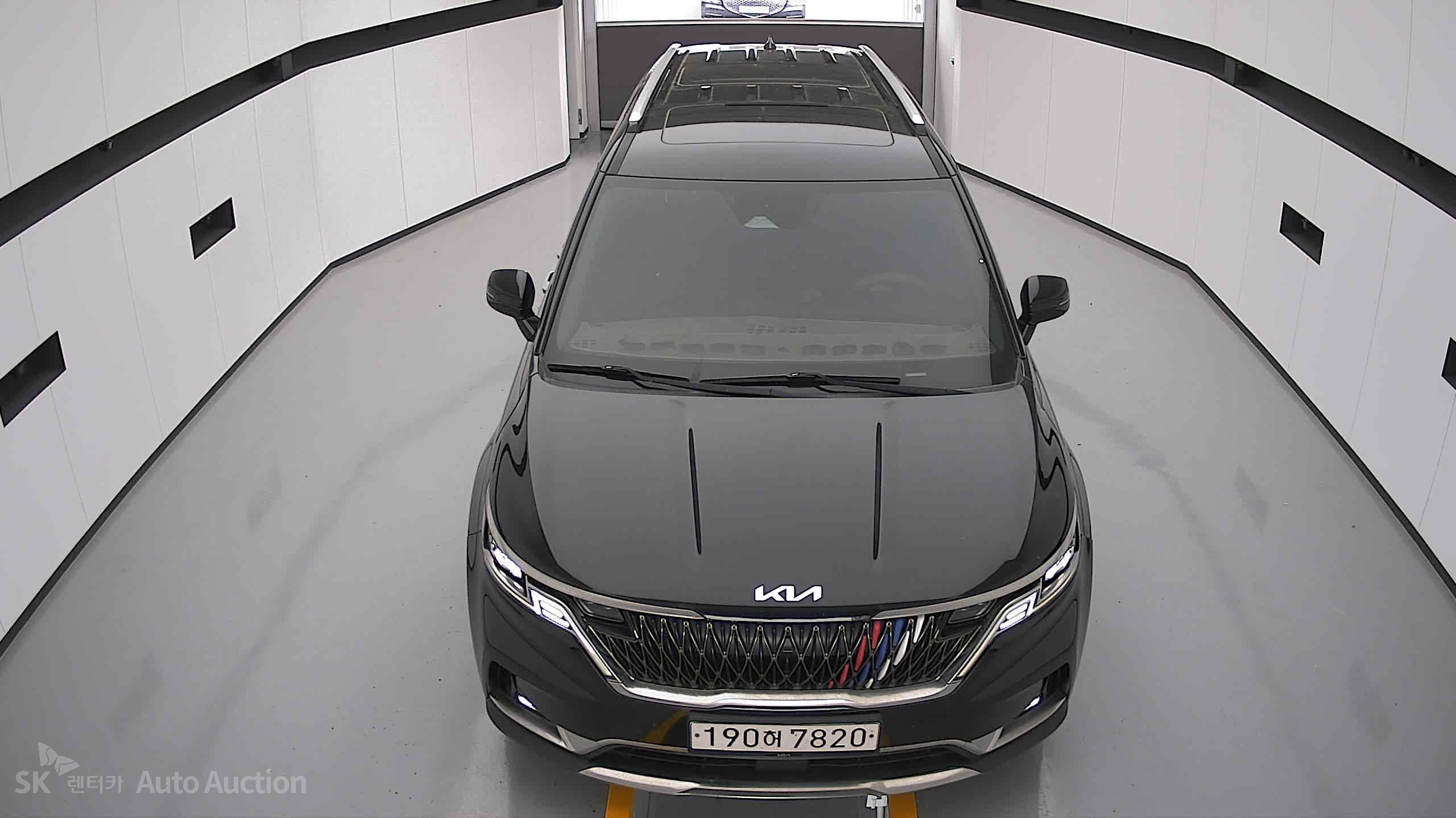 2022 - kia carnival