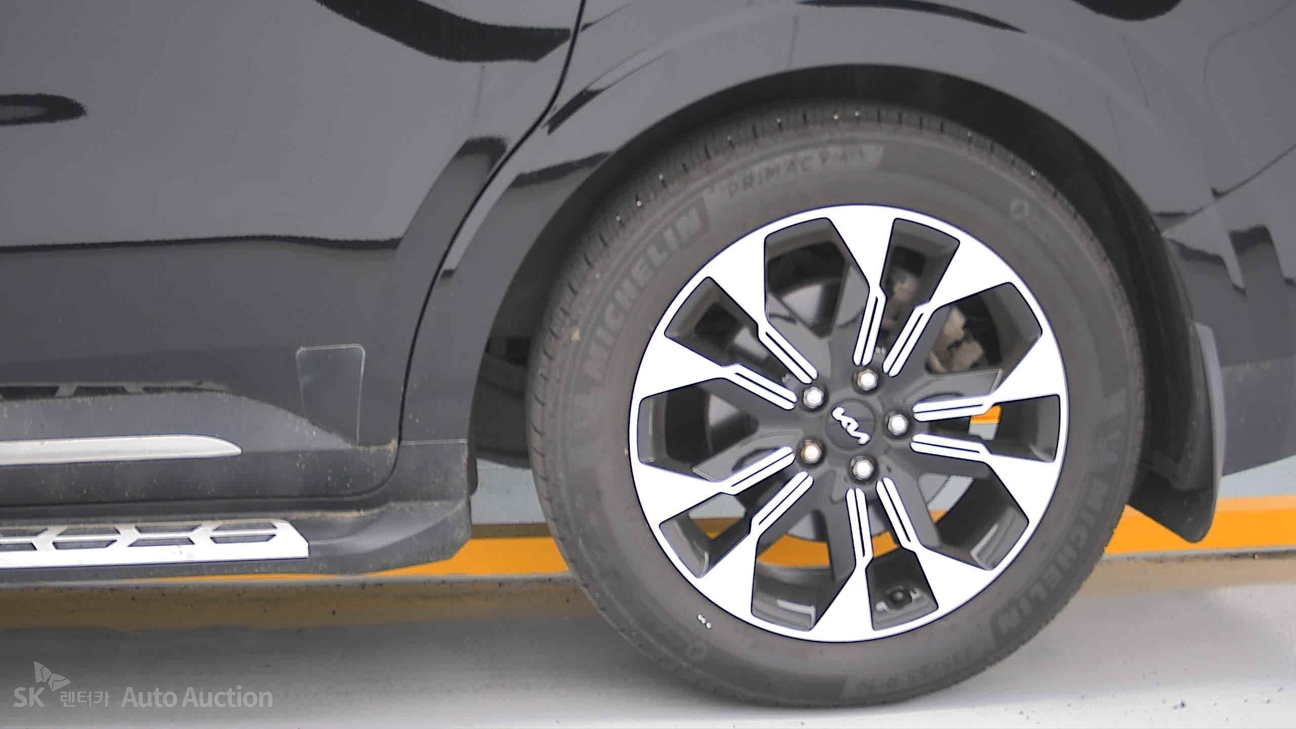2022 - kia carnival