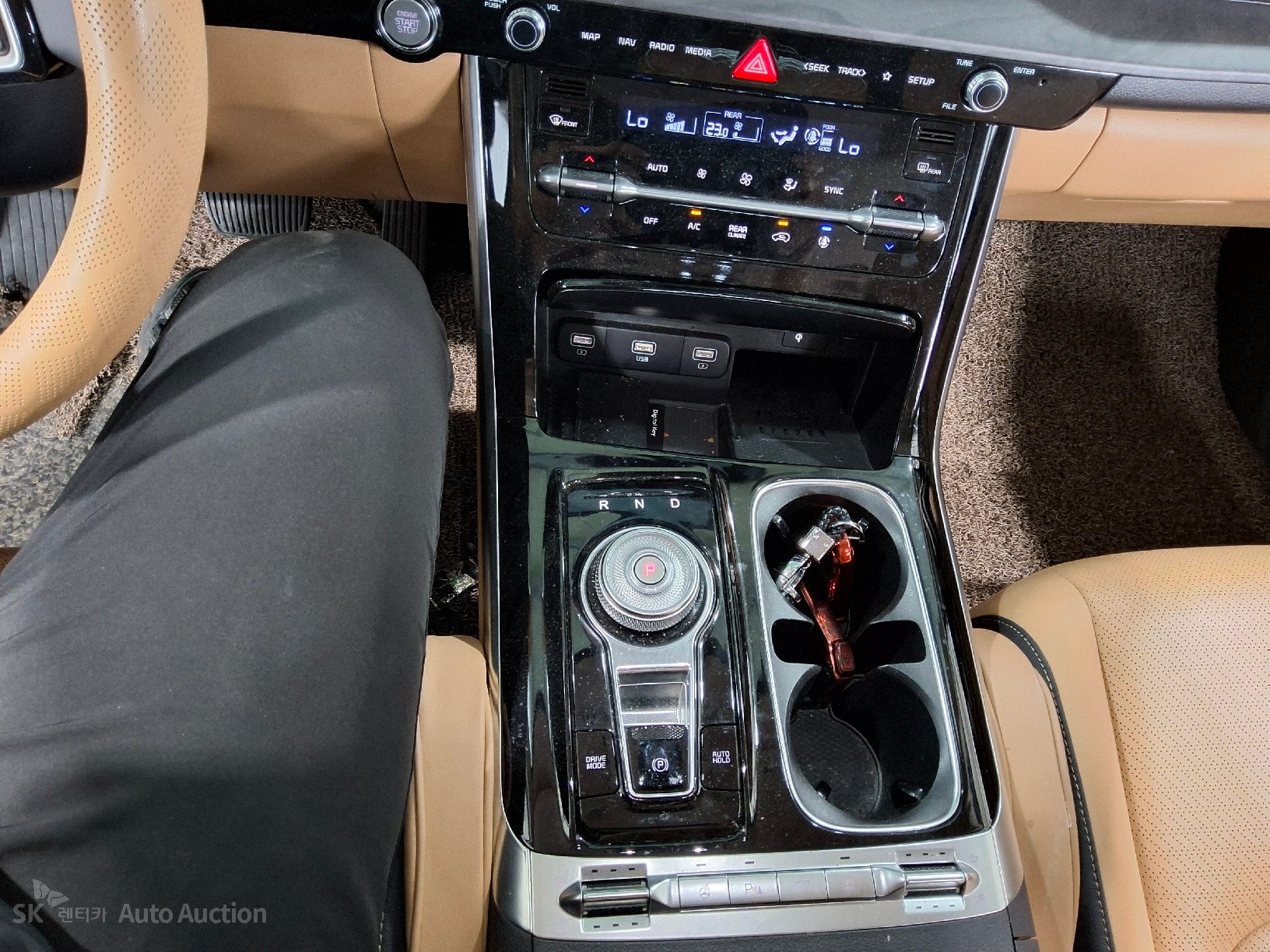 2022 - kia carnival