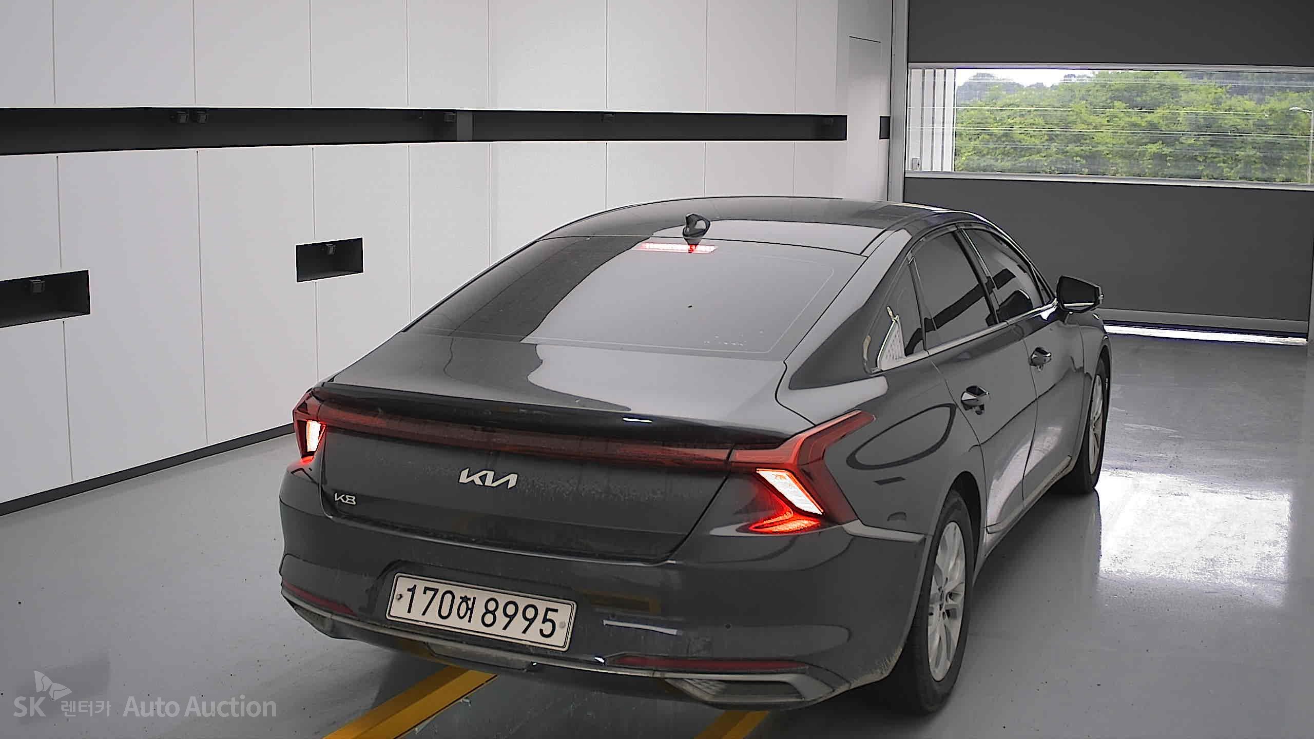 2022 - kia k8