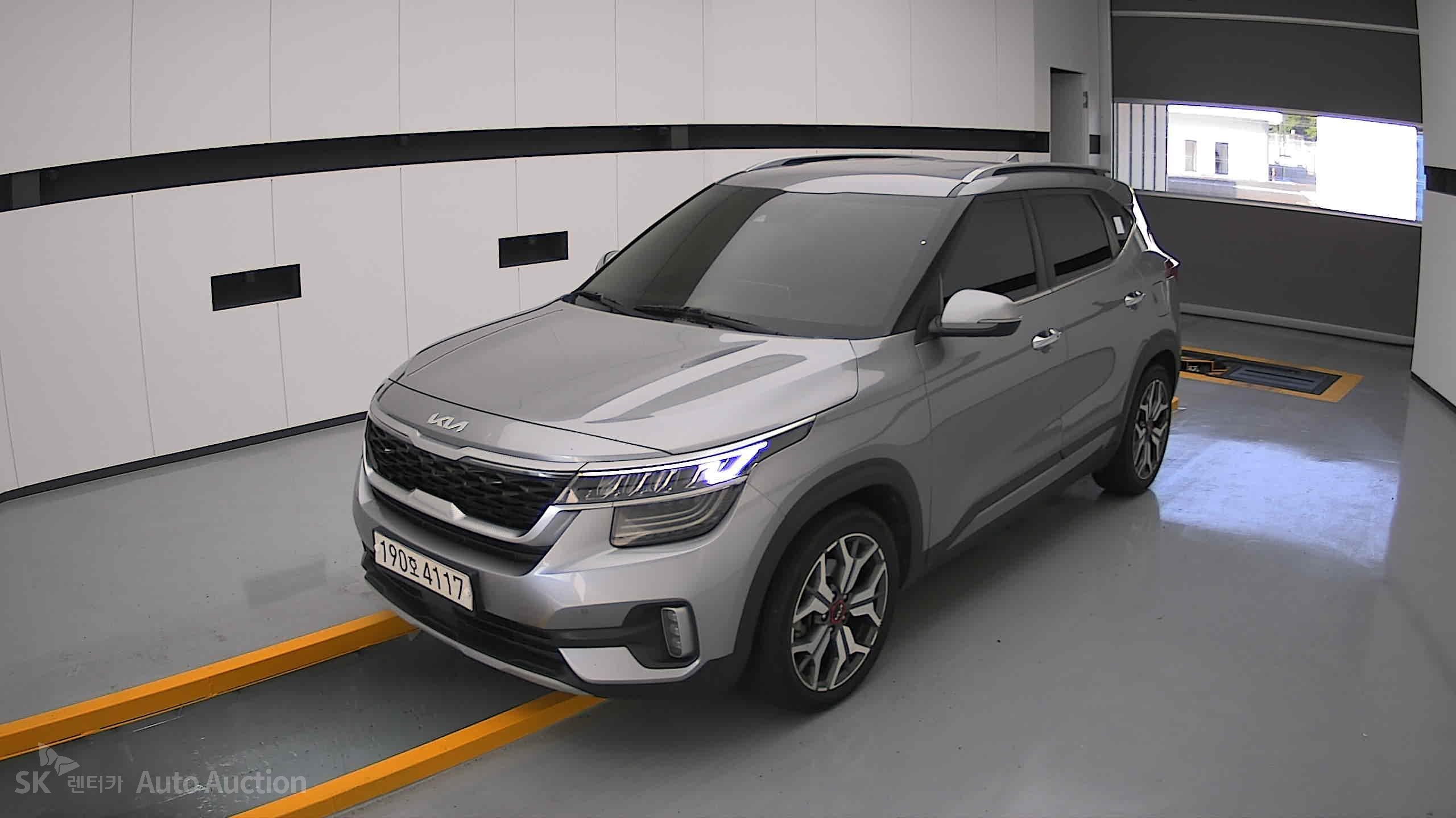 2023 - kia seltos