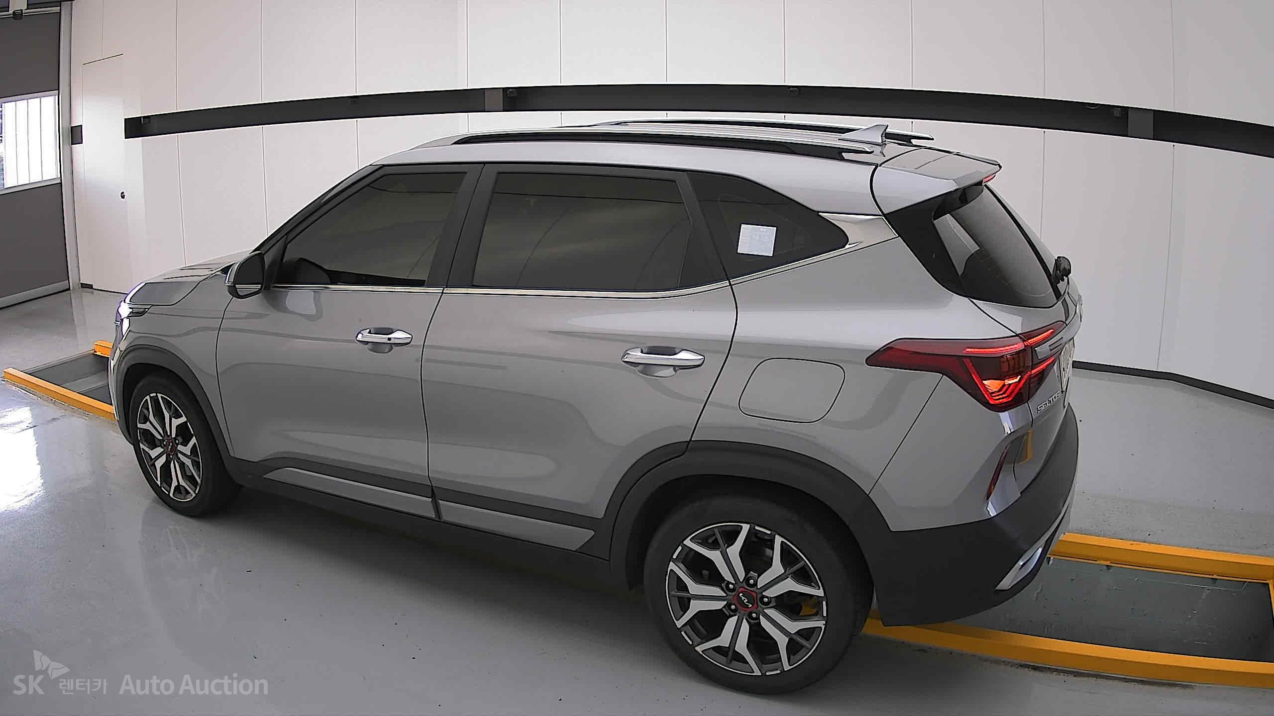 2023 - kia seltos