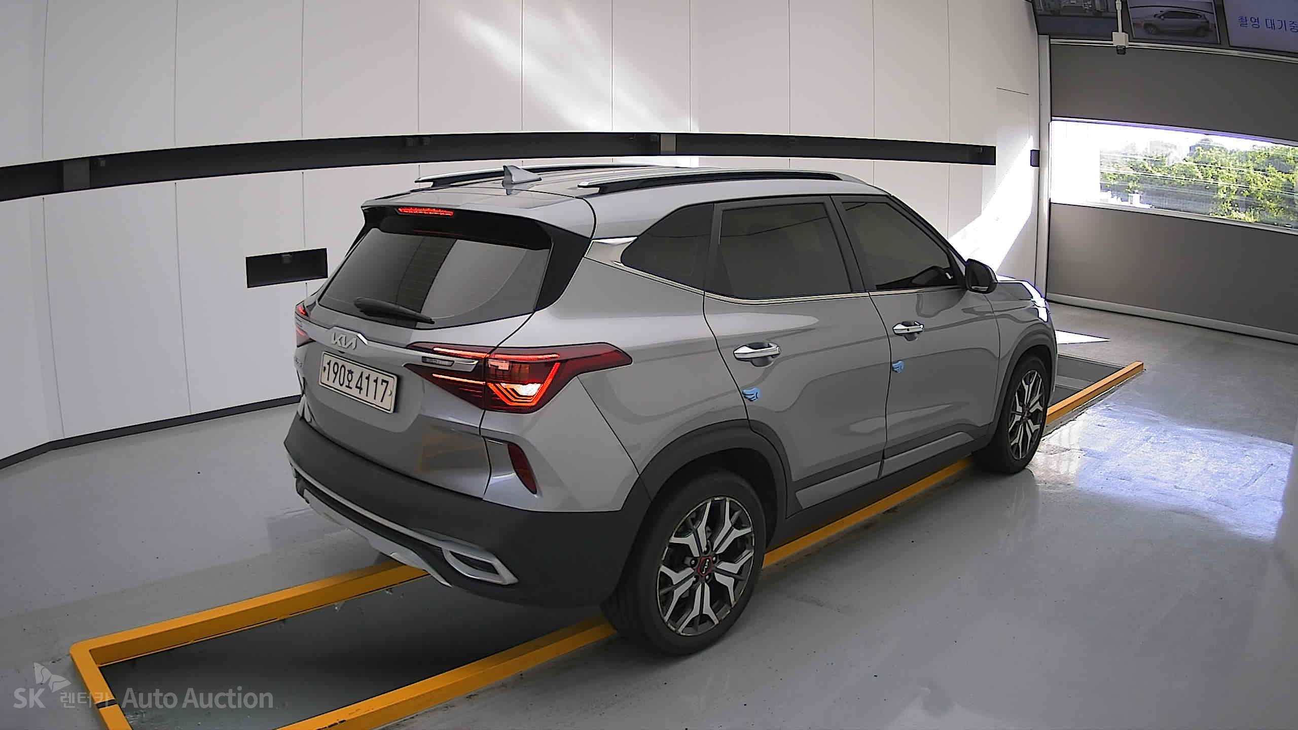 2023 - kia seltos
