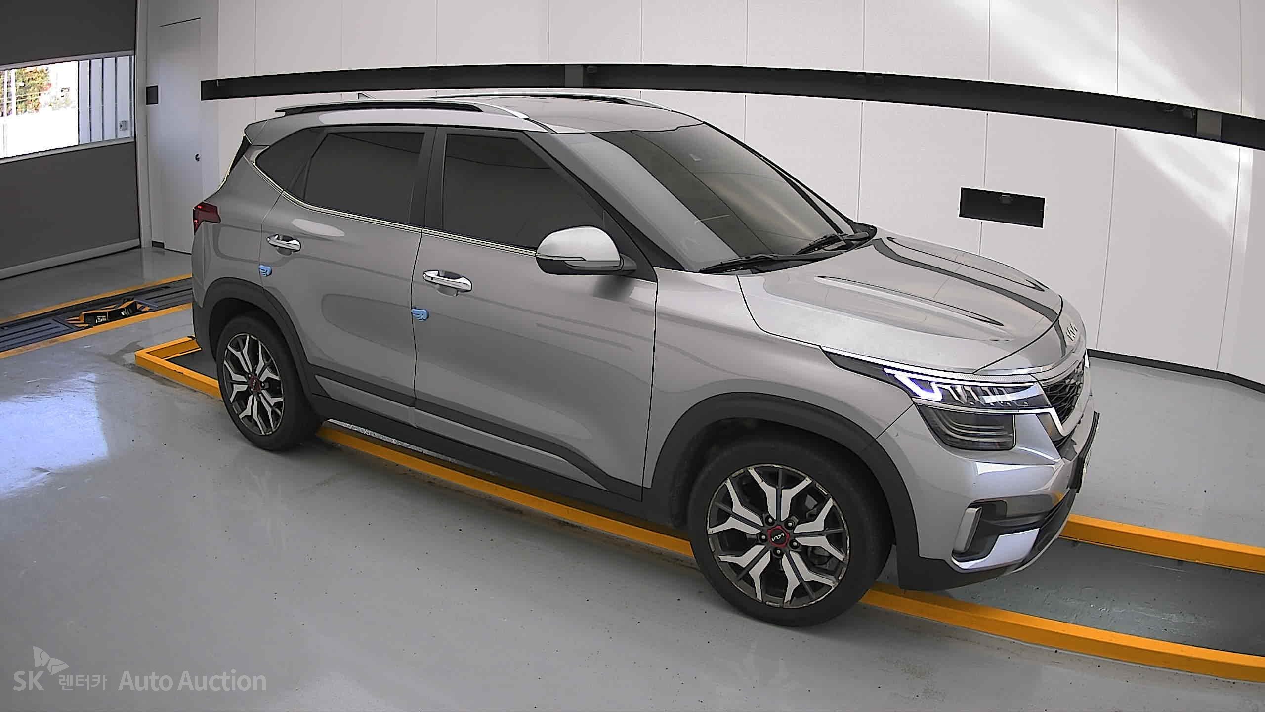 2023 - kia seltos