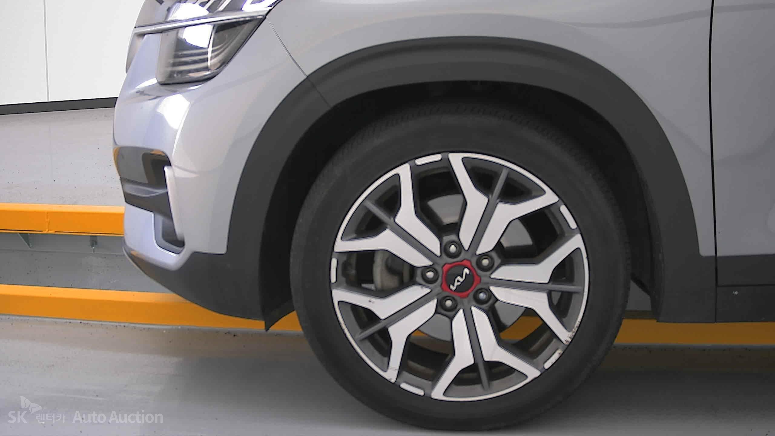 2023 - kia seltos