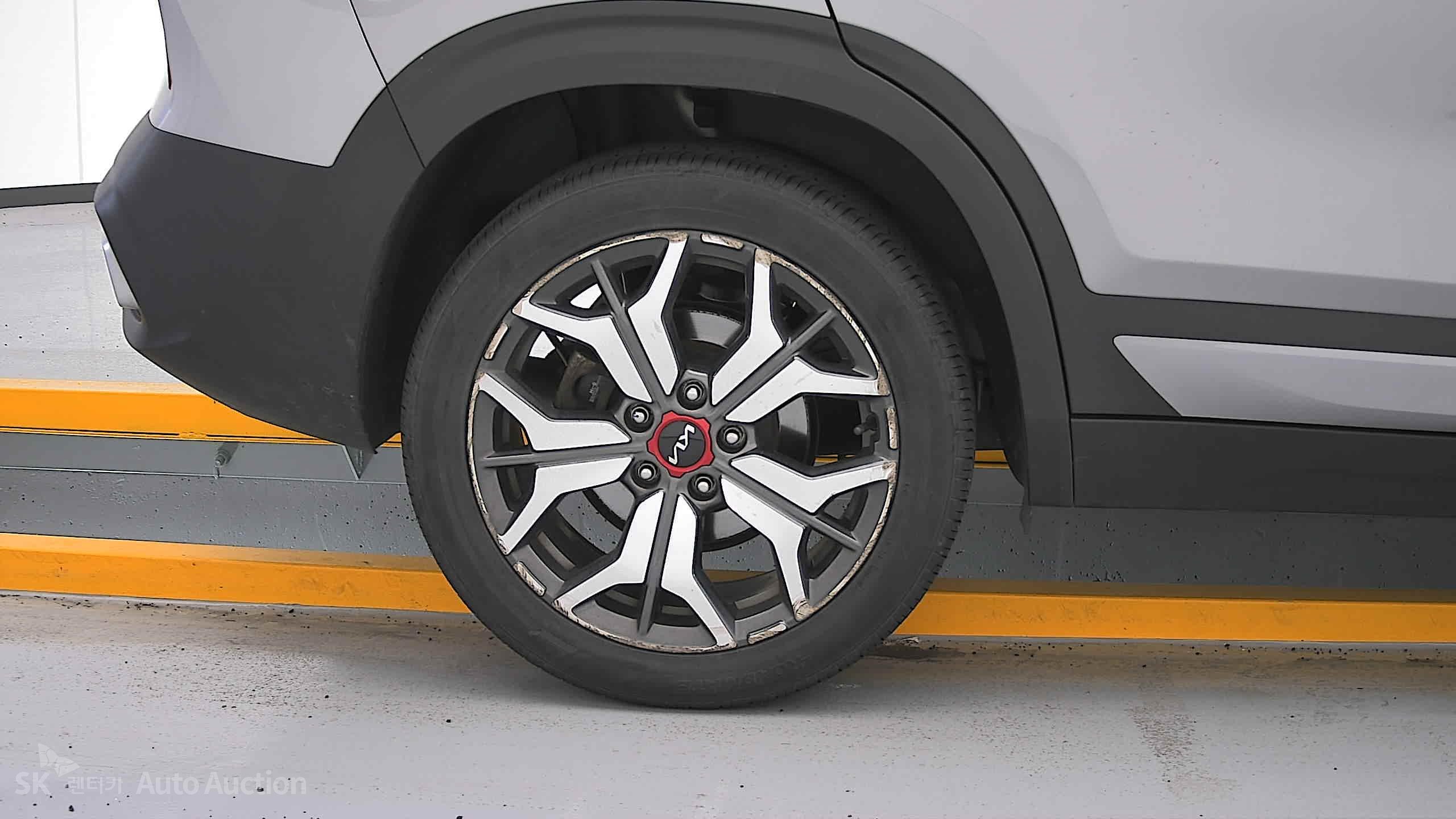 2023 - kia seltos