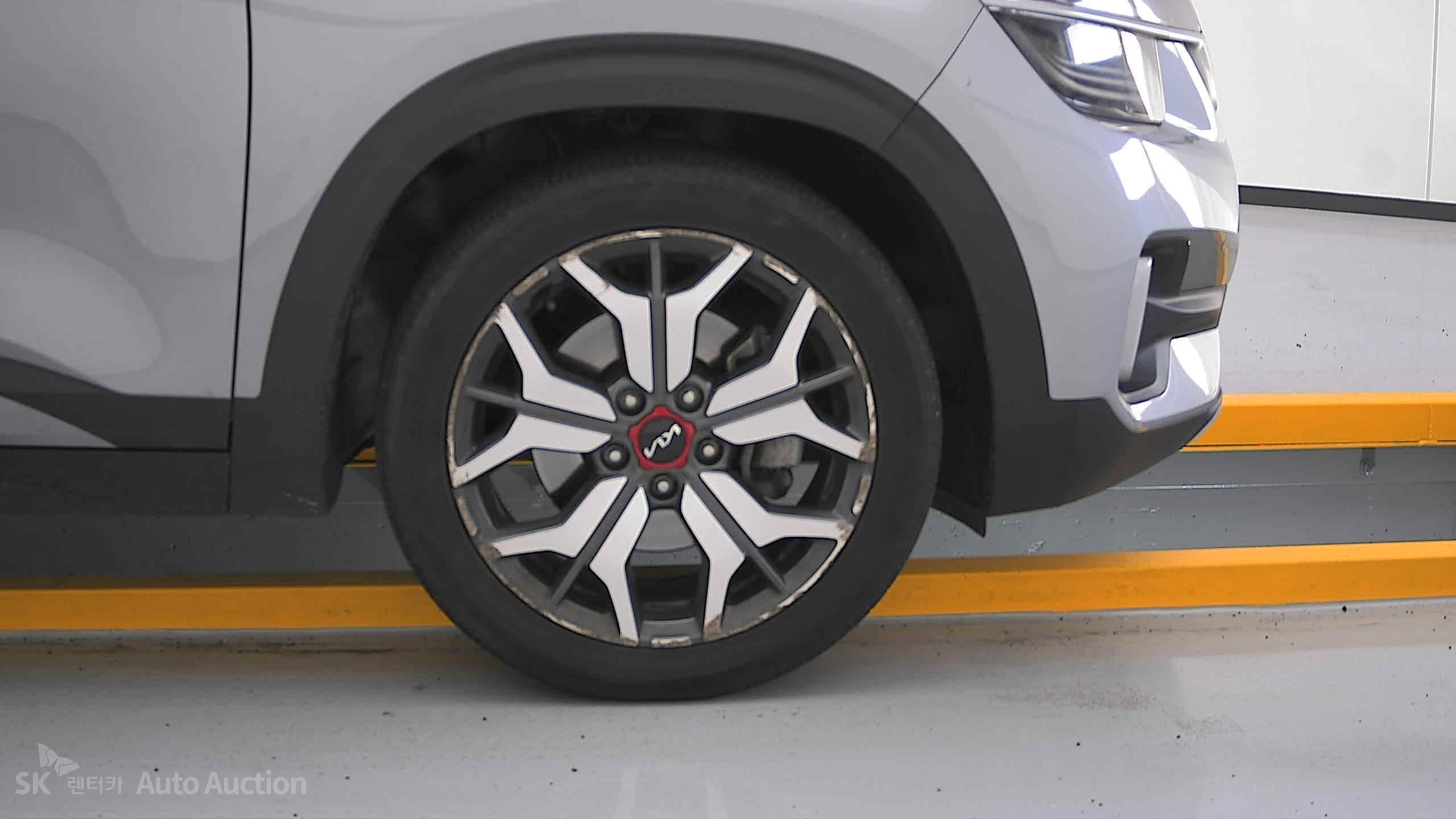 2023 - kia seltos