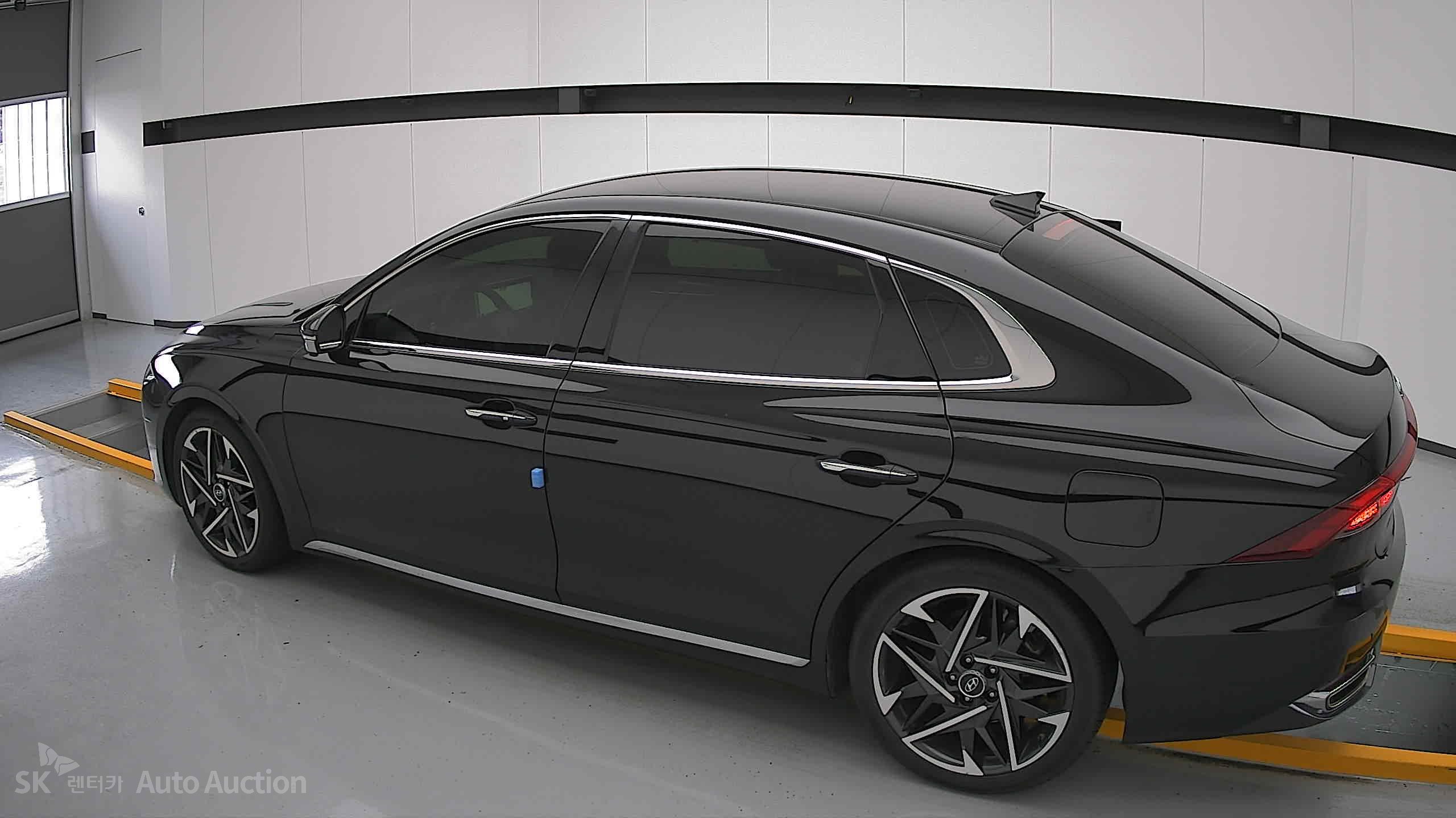 2022 - hyundai grandeur
