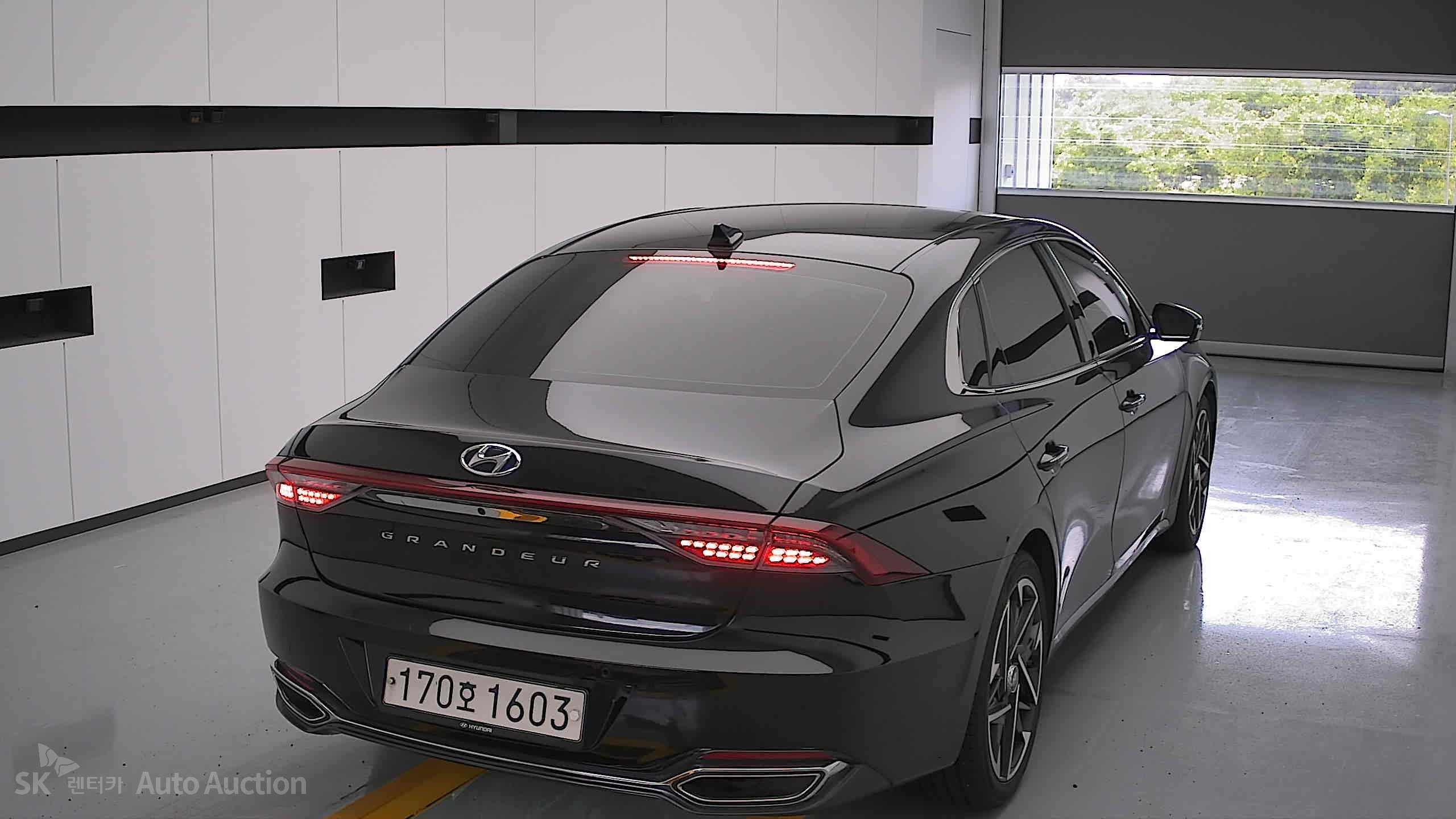2022 - hyundai grandeur