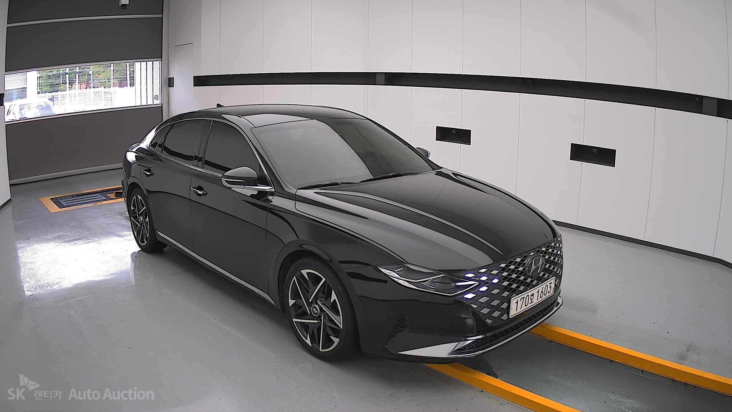 2022 - hyundai grandeur