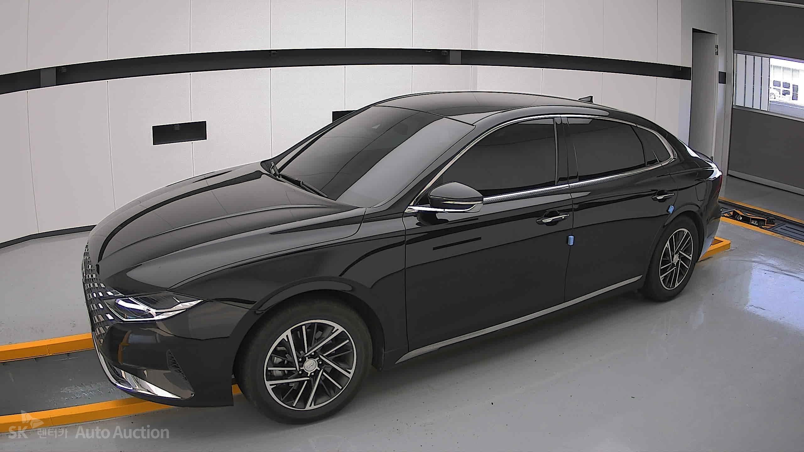 2022 - hyundai grandeur