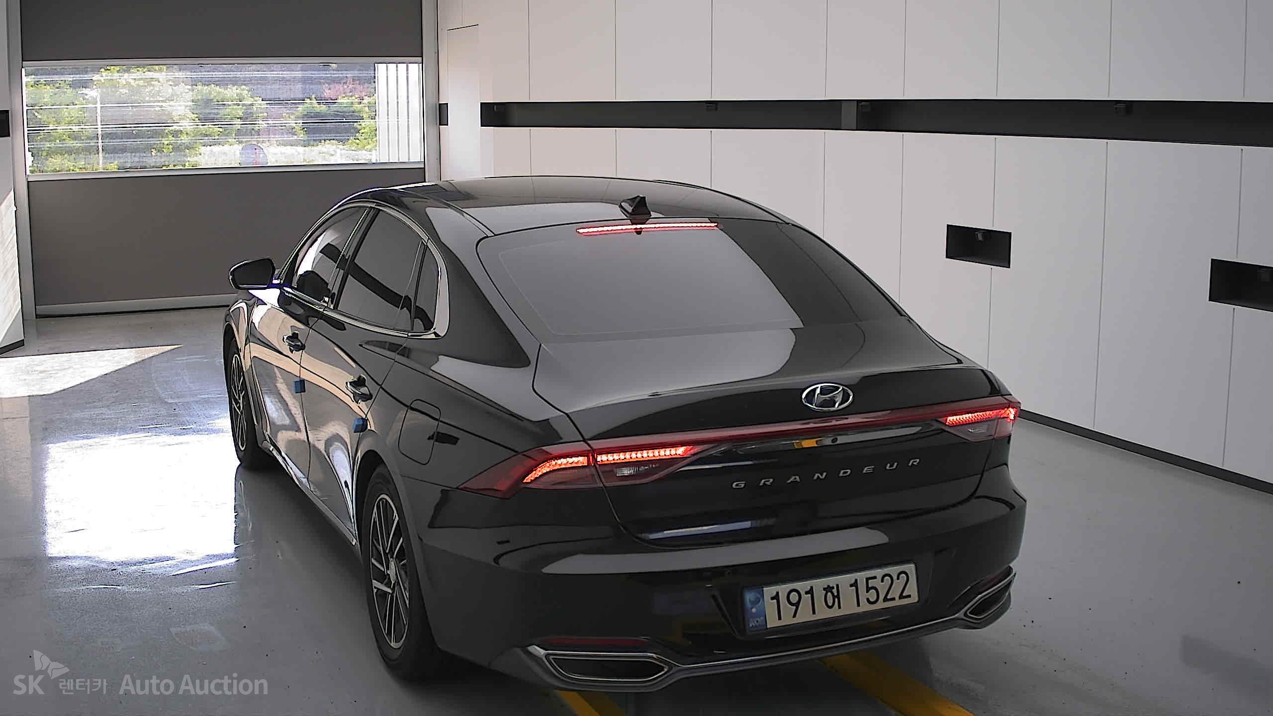 2022 - hyundai grandeur