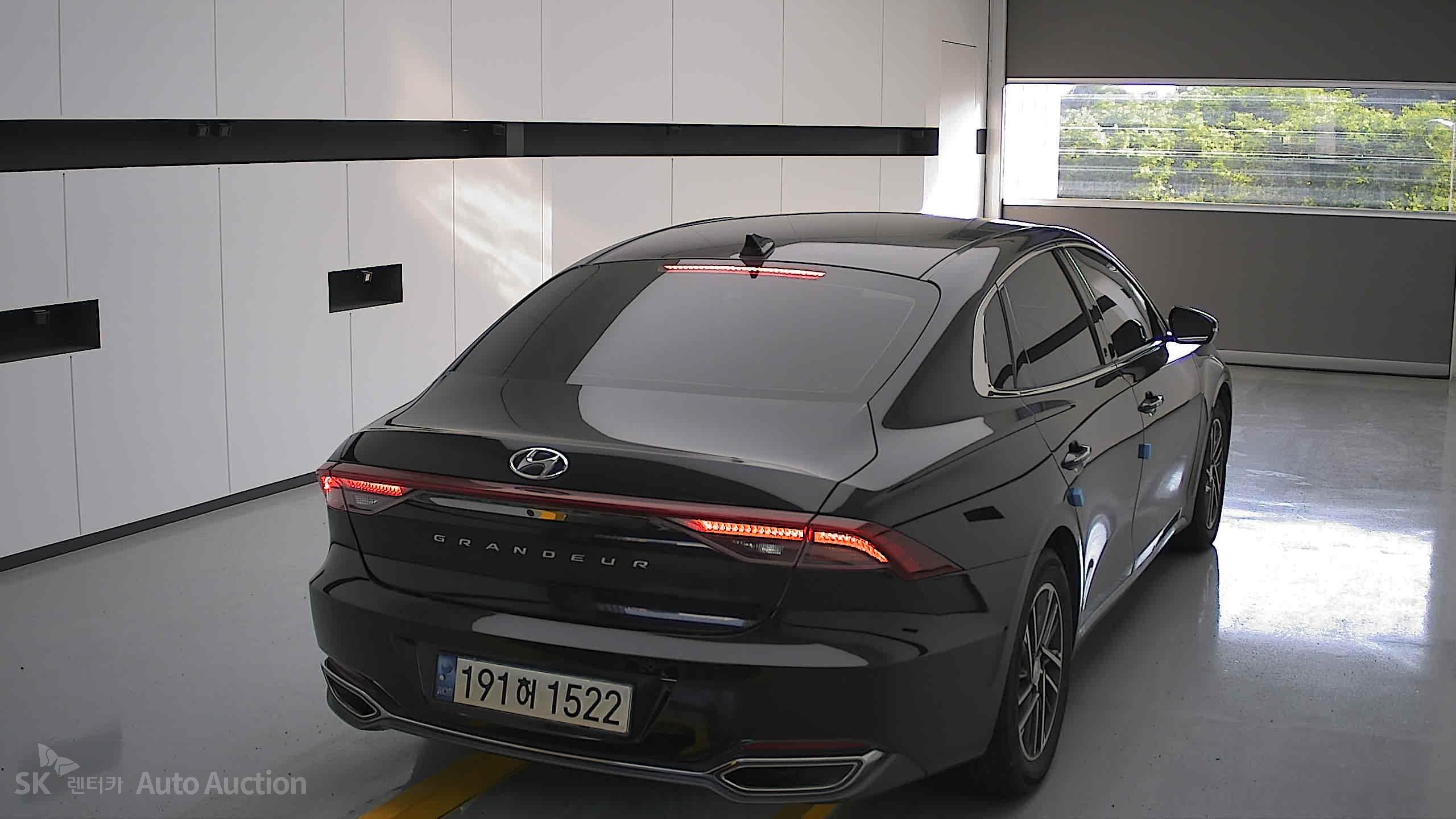 2022 - hyundai grandeur