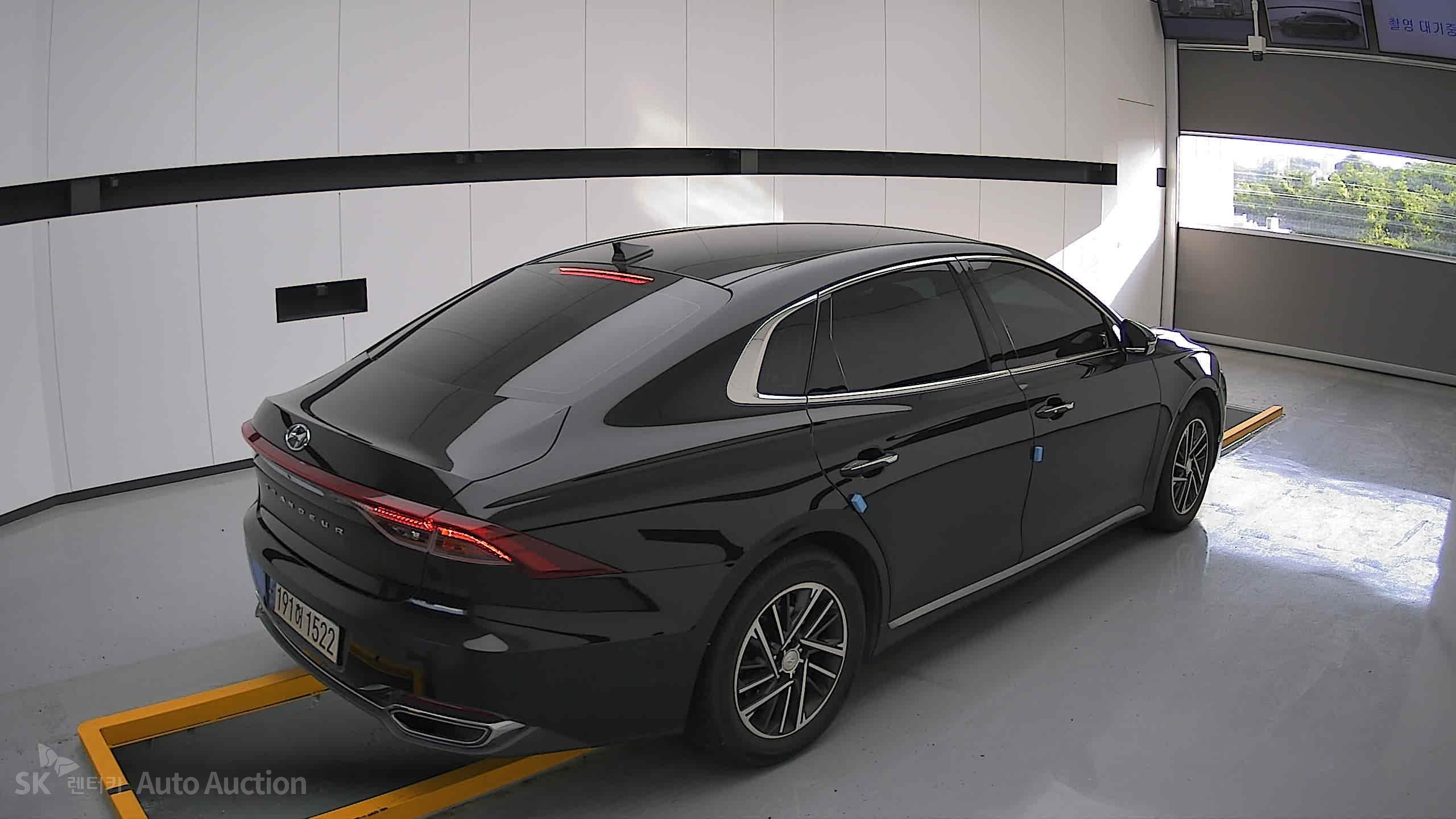2022 - hyundai grandeur