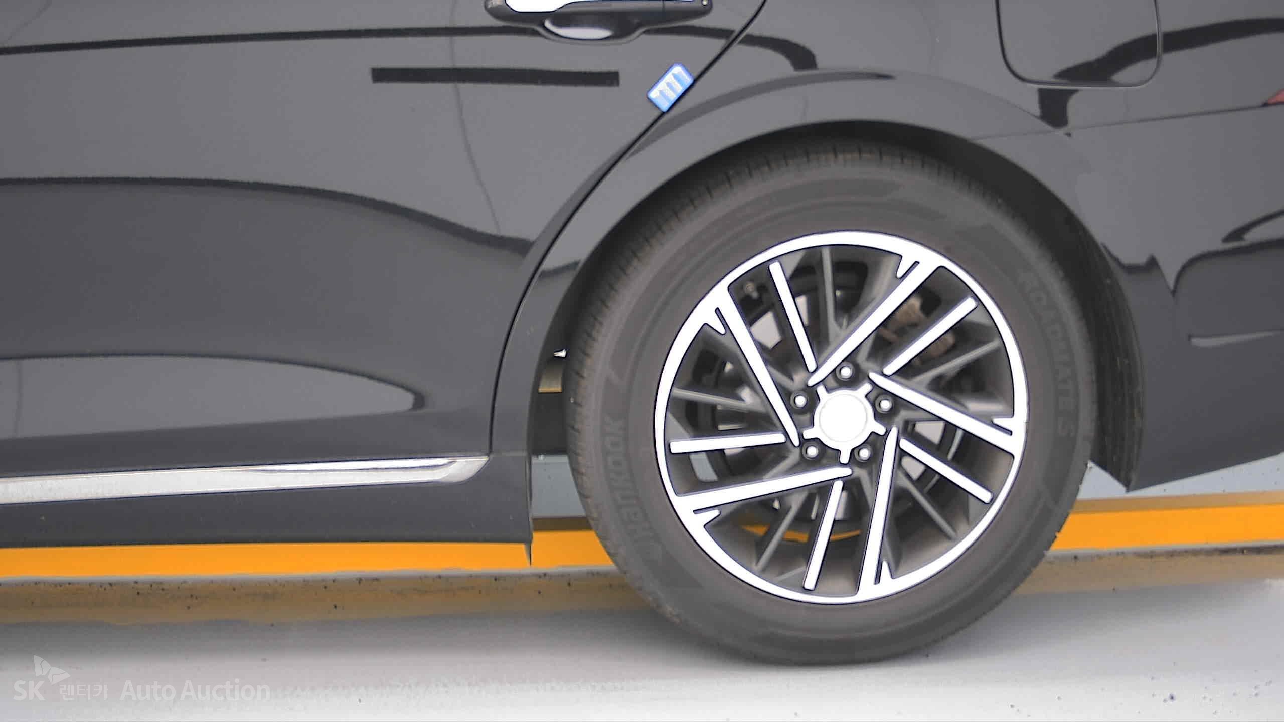 2022 - hyundai grandeur