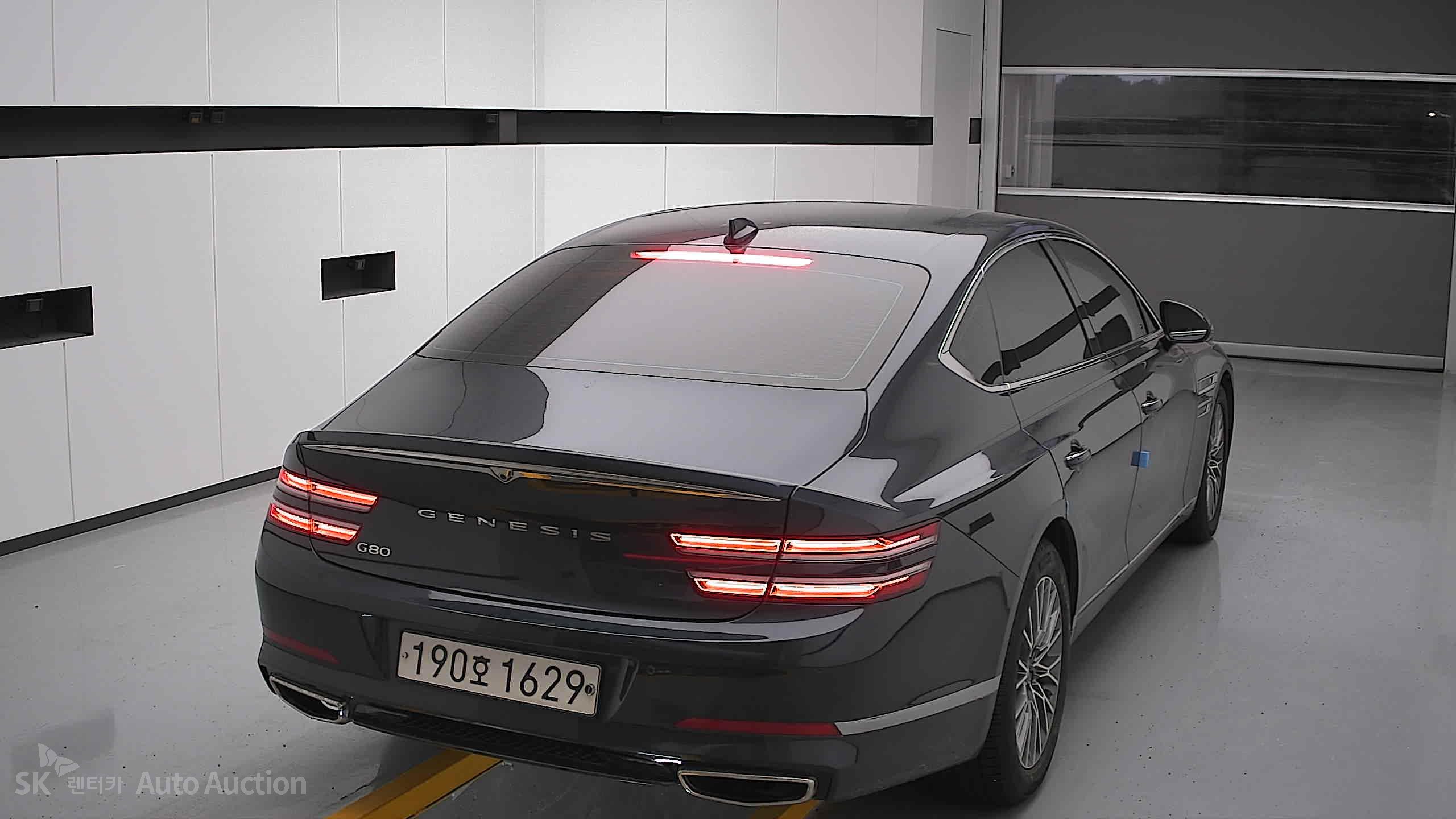 2022 - genesis g80