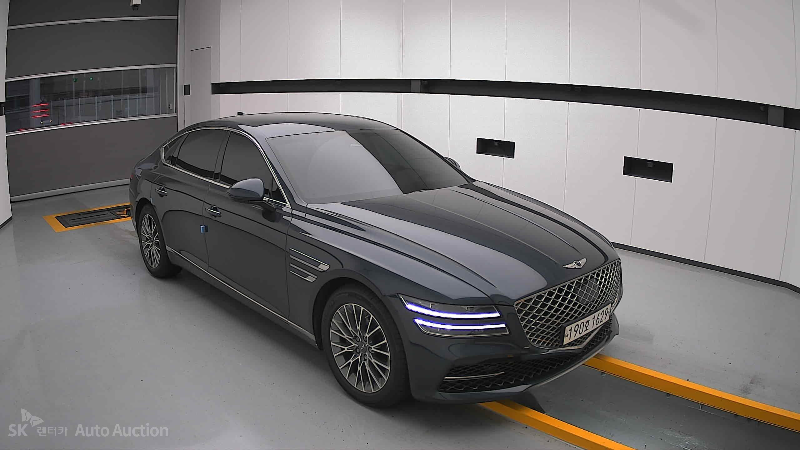 2022 - genesis g80
