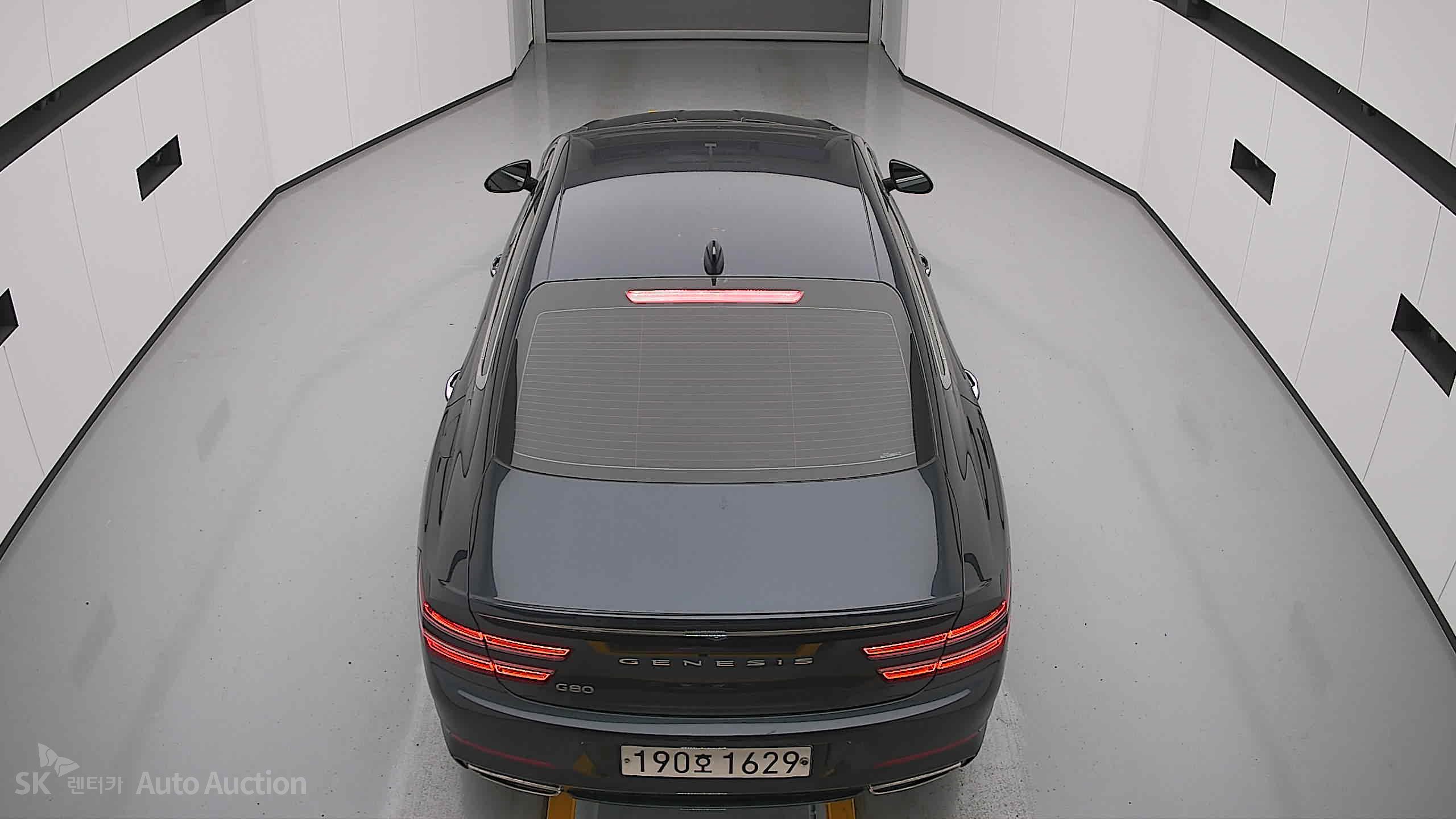 2022 - genesis g80