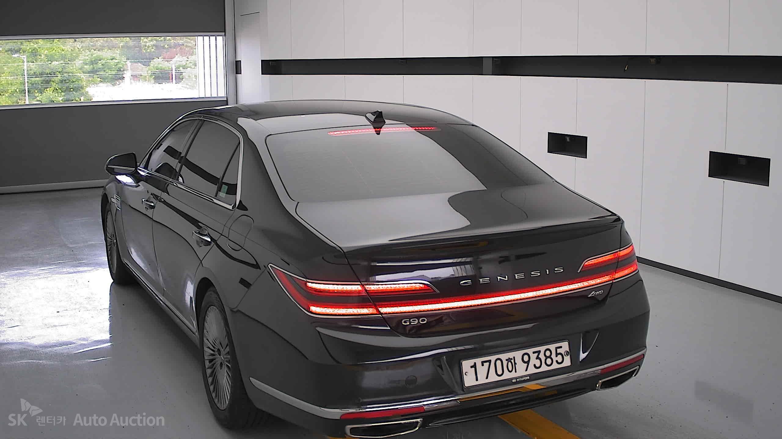 2021 - genesis g90
