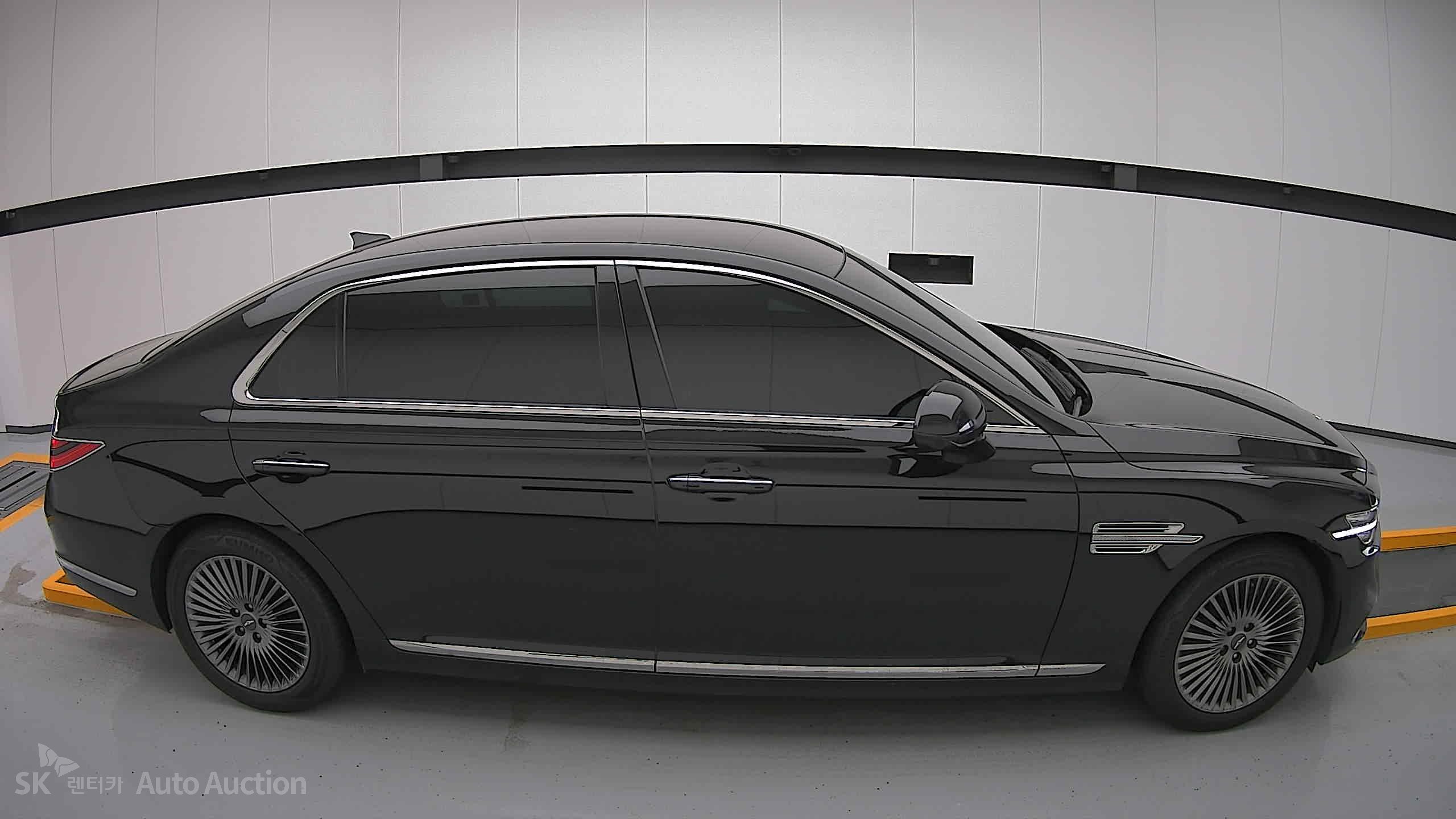 2021 - genesis g90