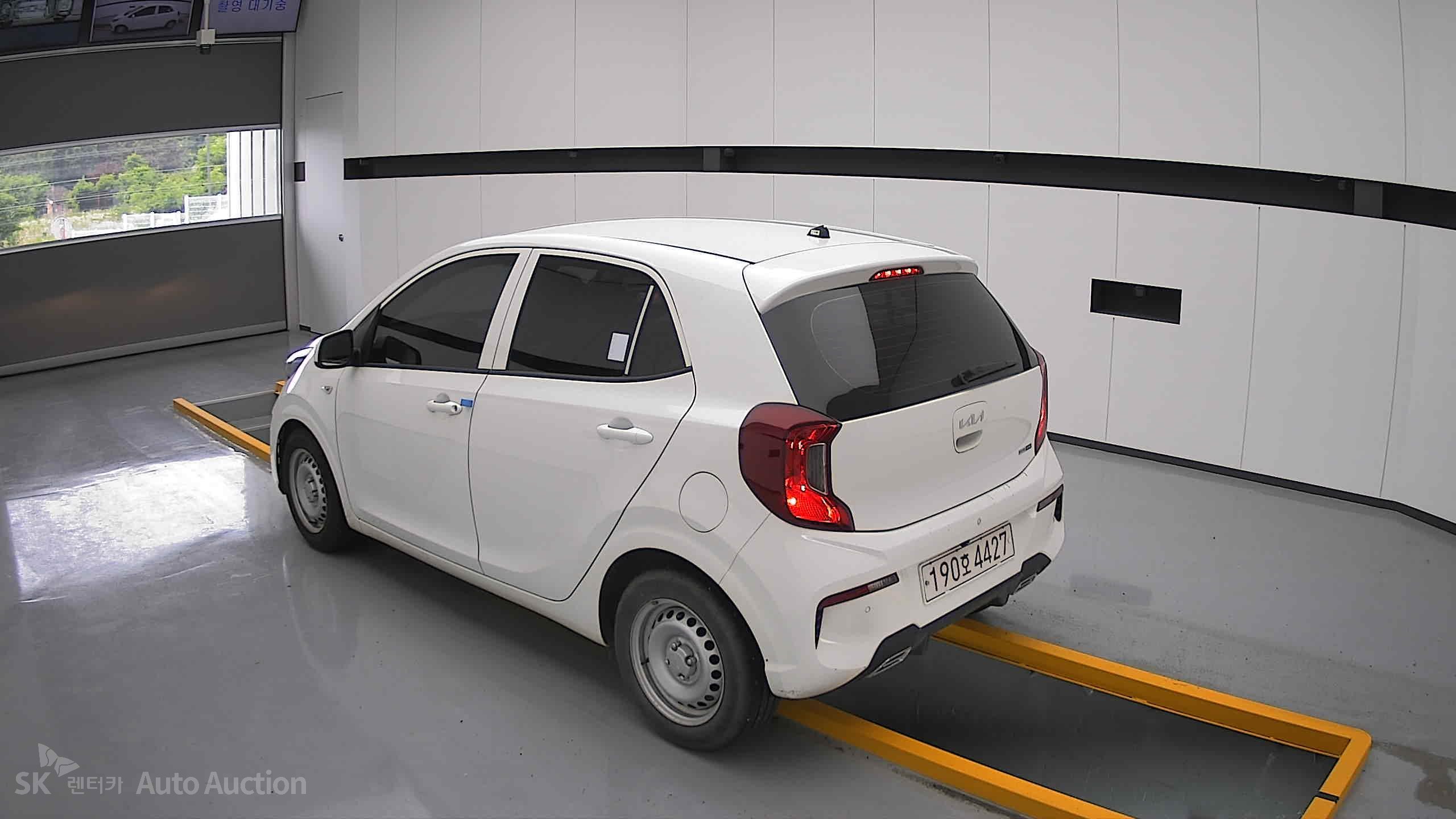 2022 - kia morning