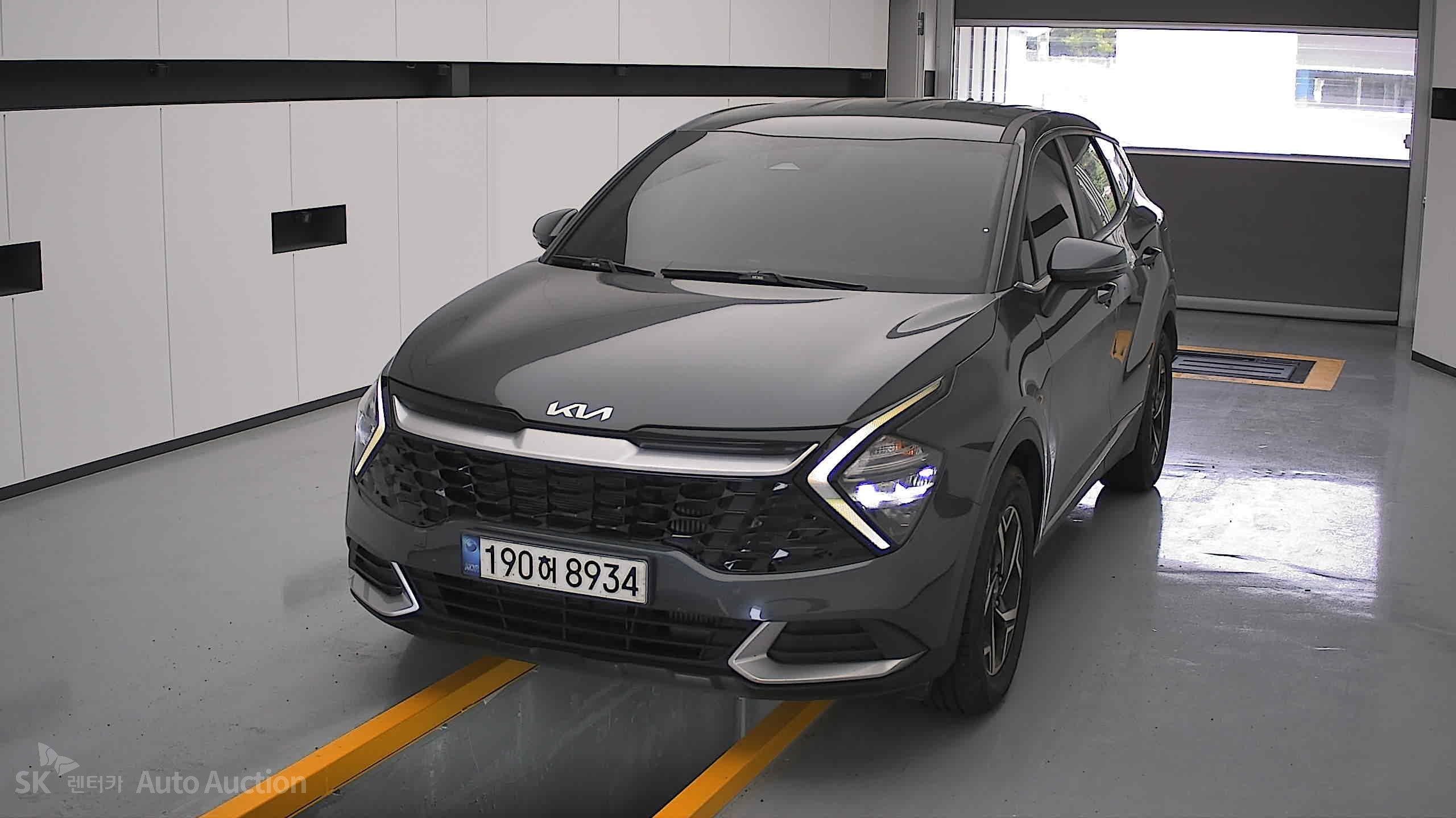 2022 - kia sportage