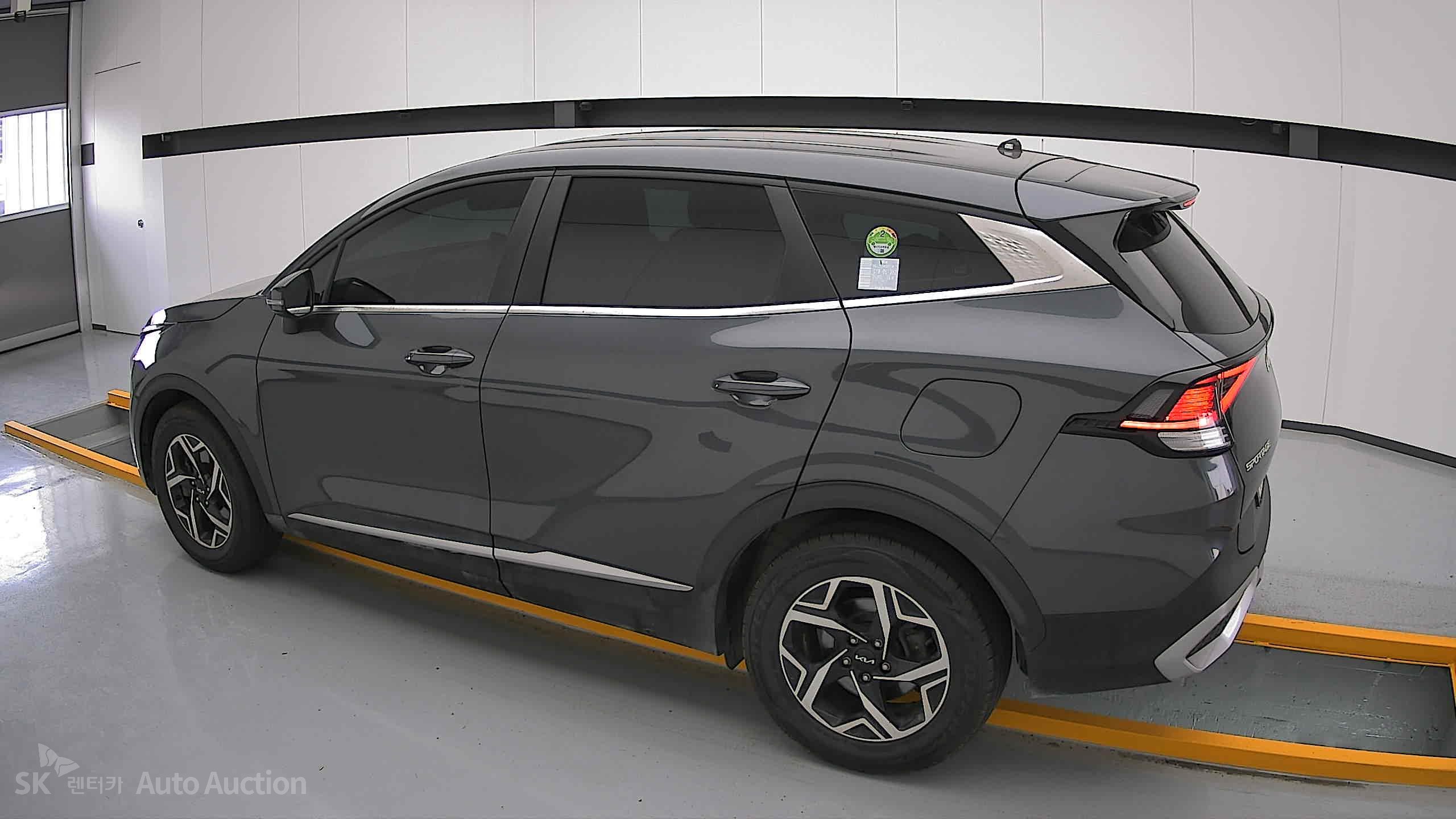 2022 - kia sportage