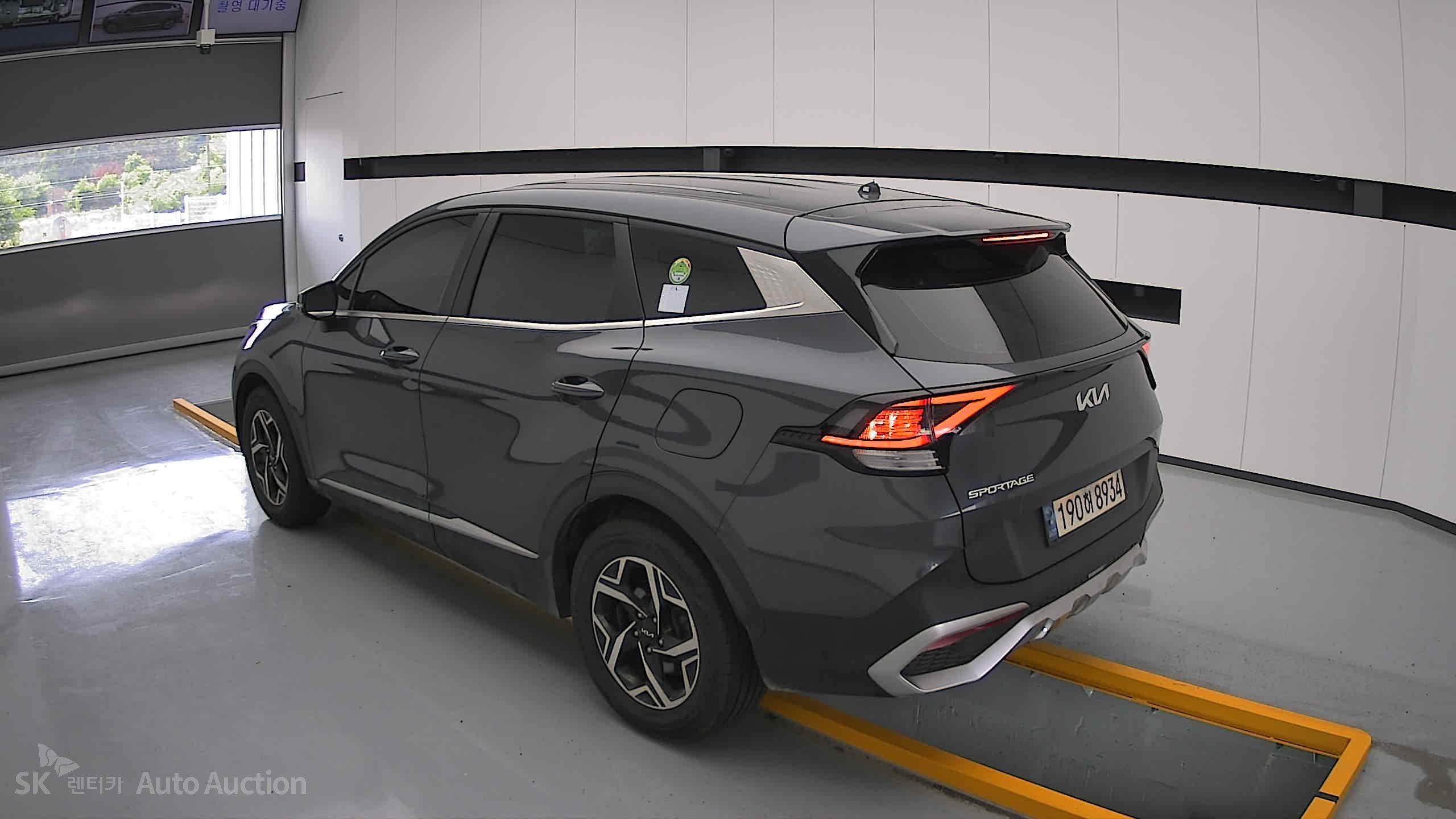 2022 - kia sportage