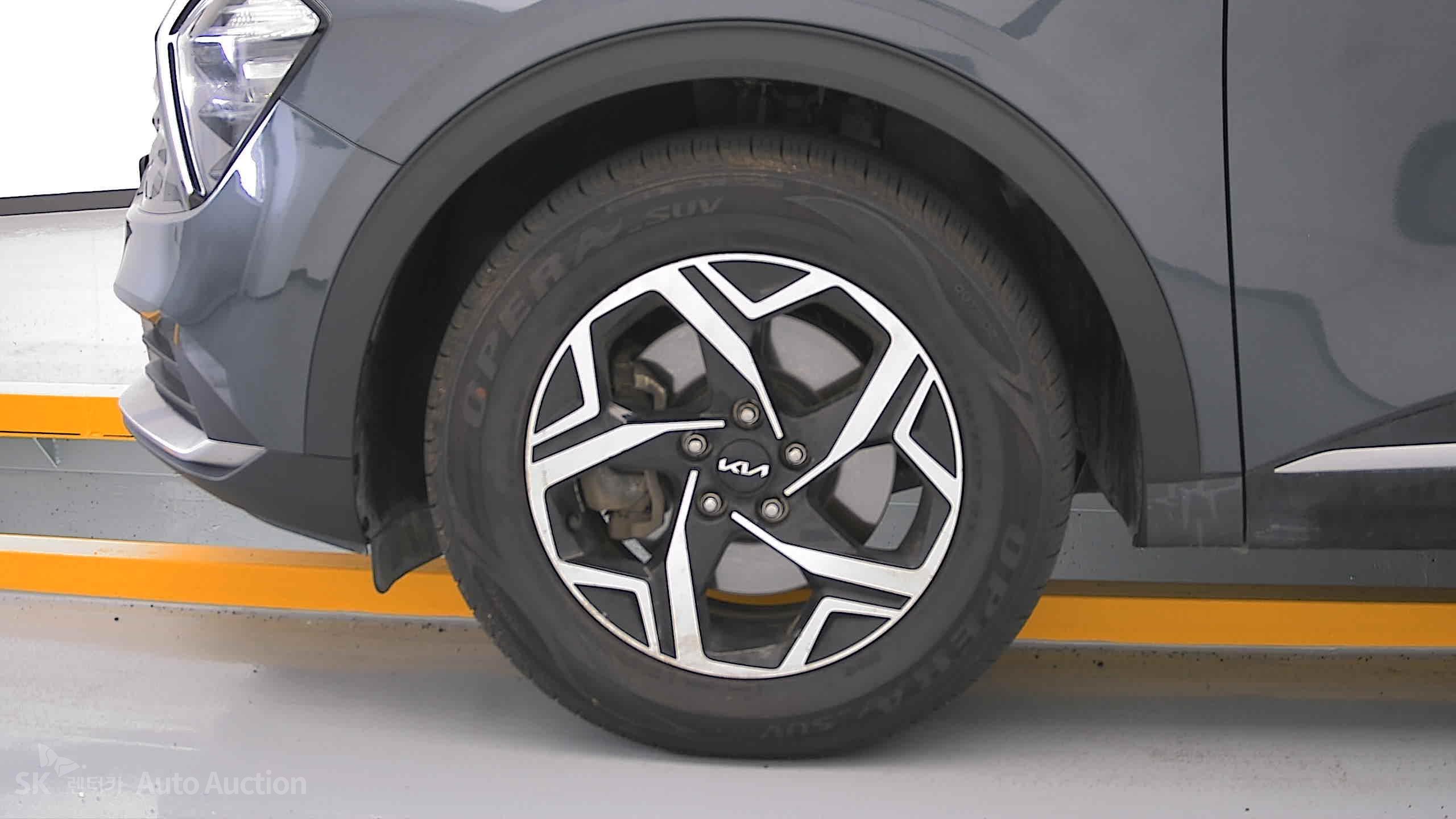 2022 - kia sportage