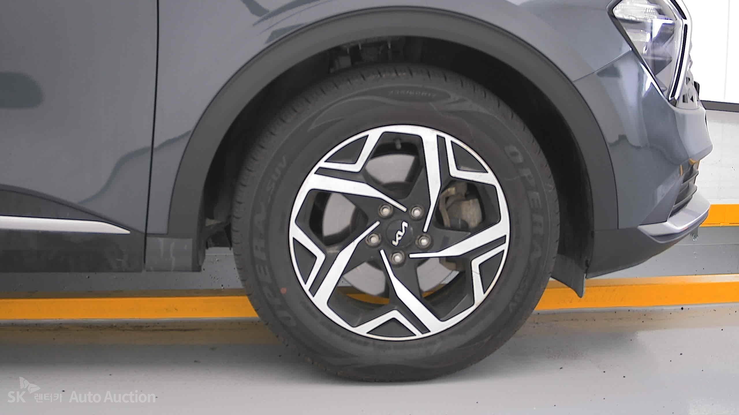 2022 - kia sportage