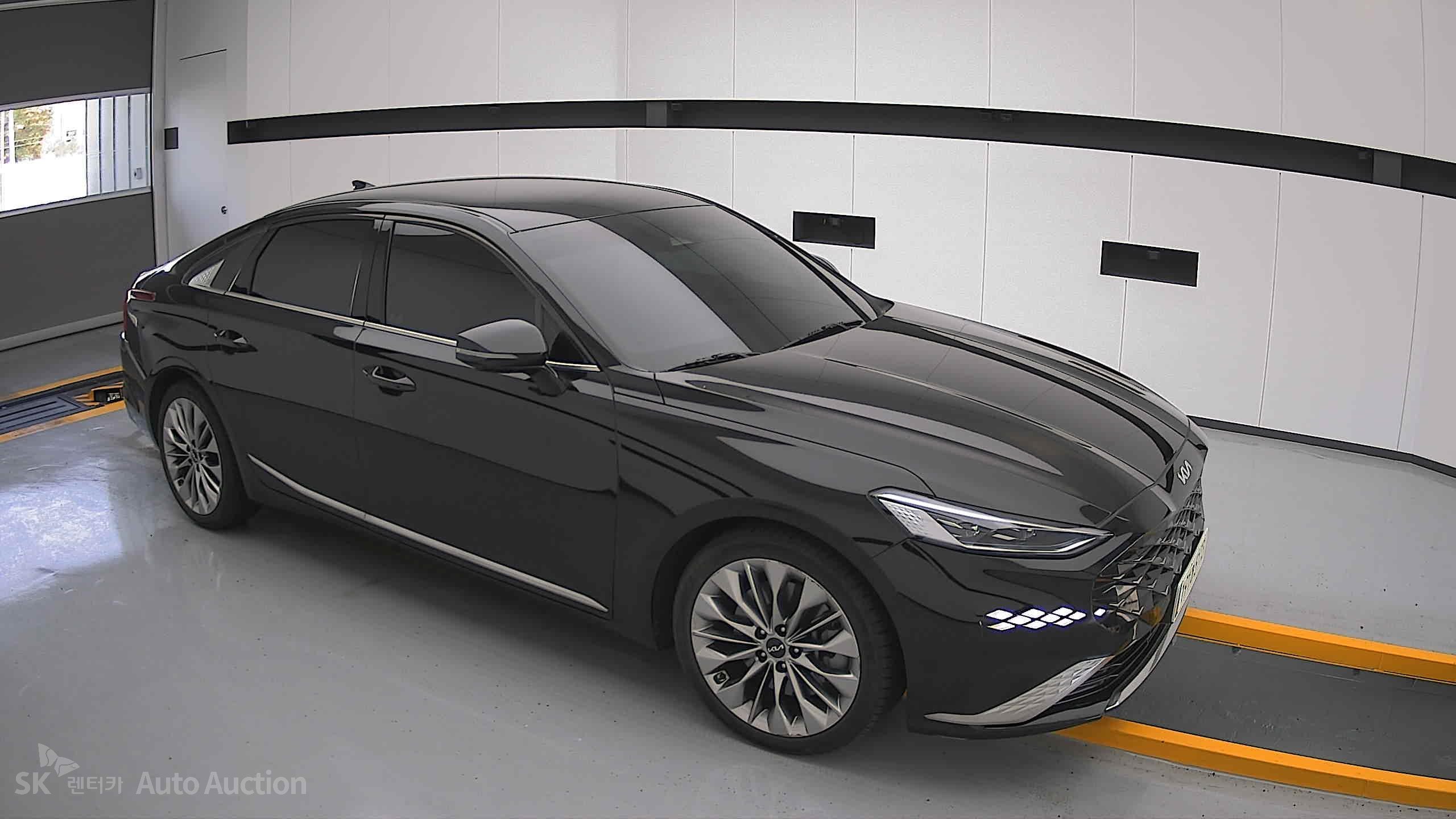 2022 - kia k8